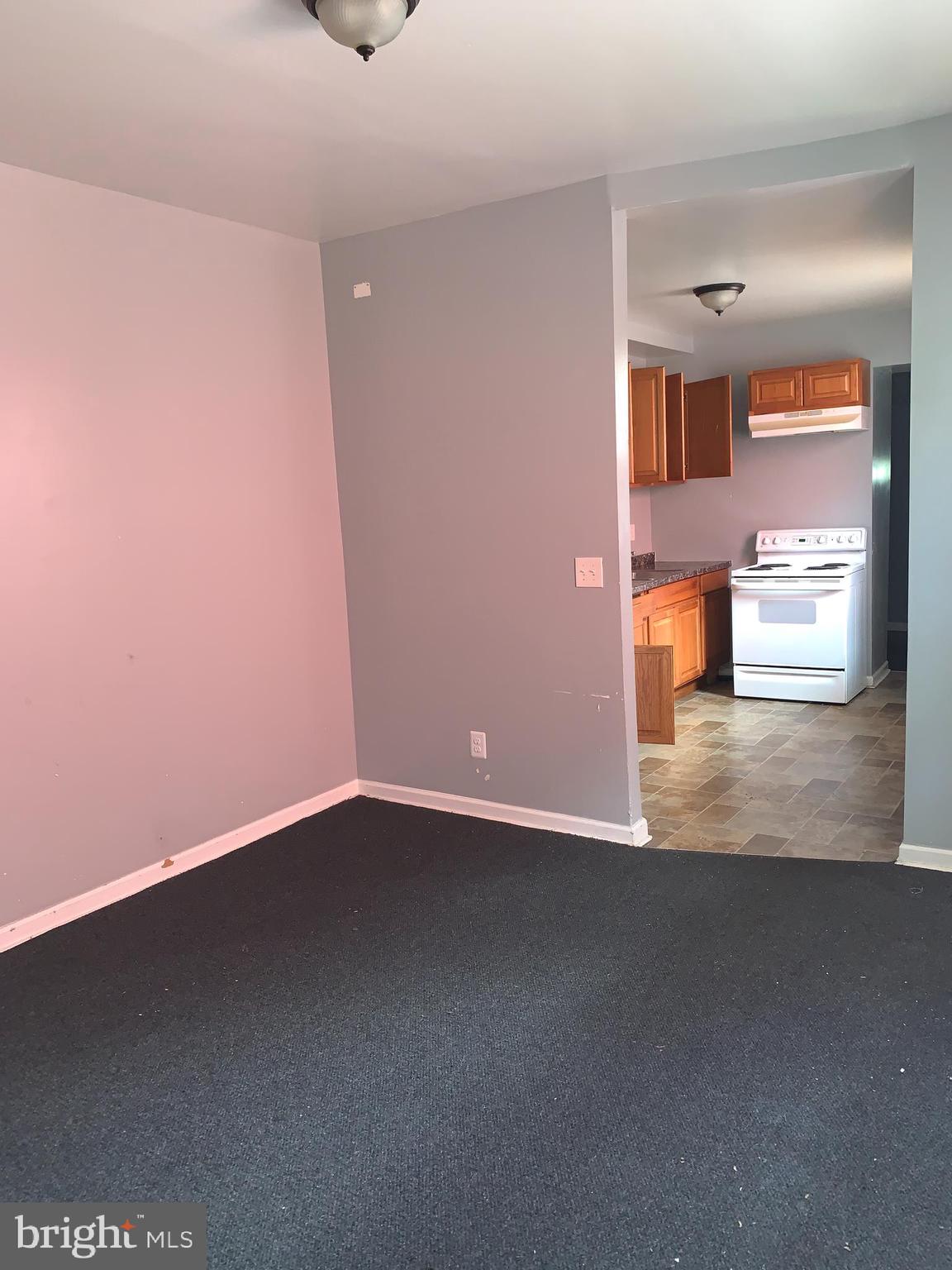 2610 LEHMAN STREET E