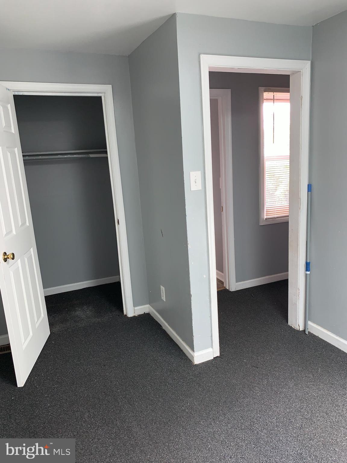 MILL HILL - Residential