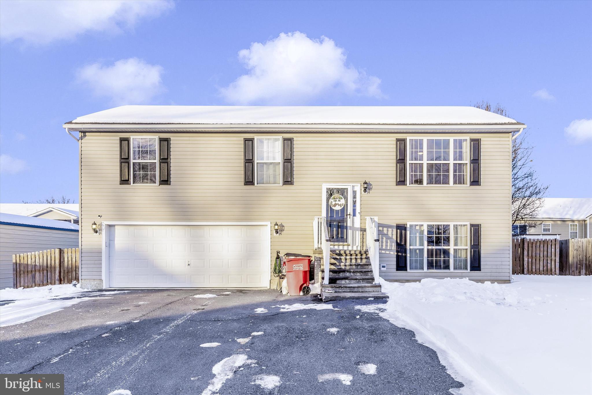 WESTMINISTER HEIGHTS - Residential