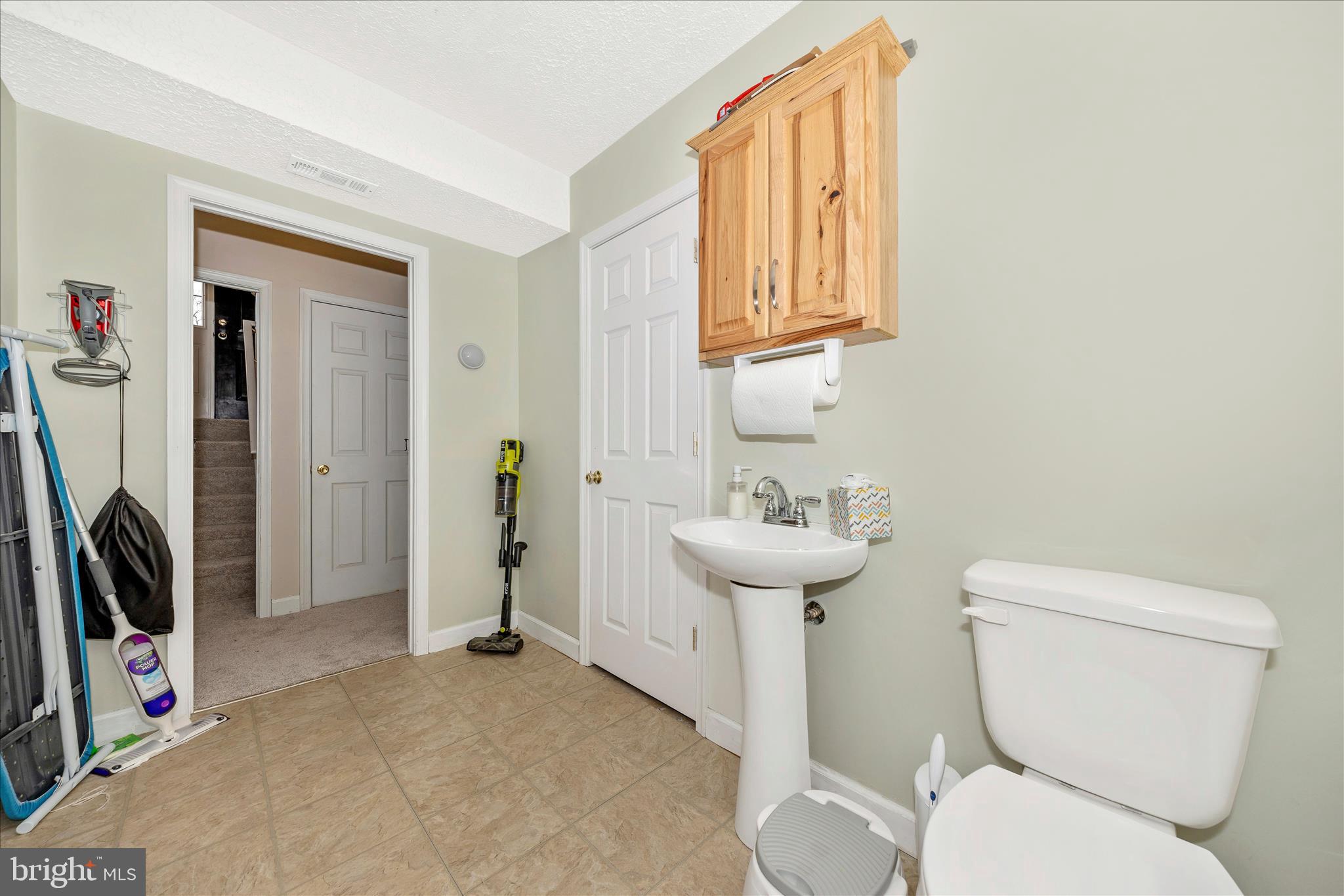 WESTMINISTER HEIGHTS - Residential