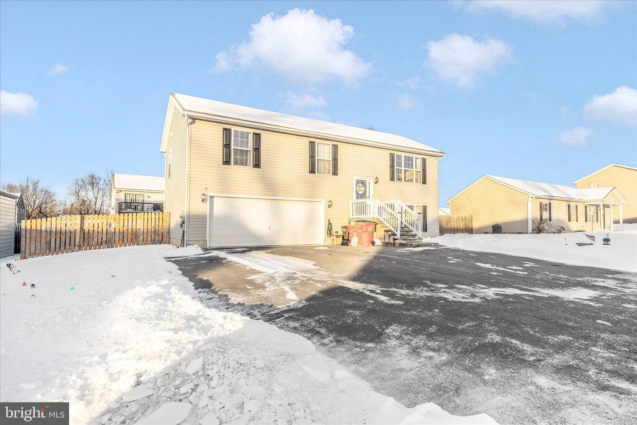 WESTMINISTER HEIGHTS - Residential