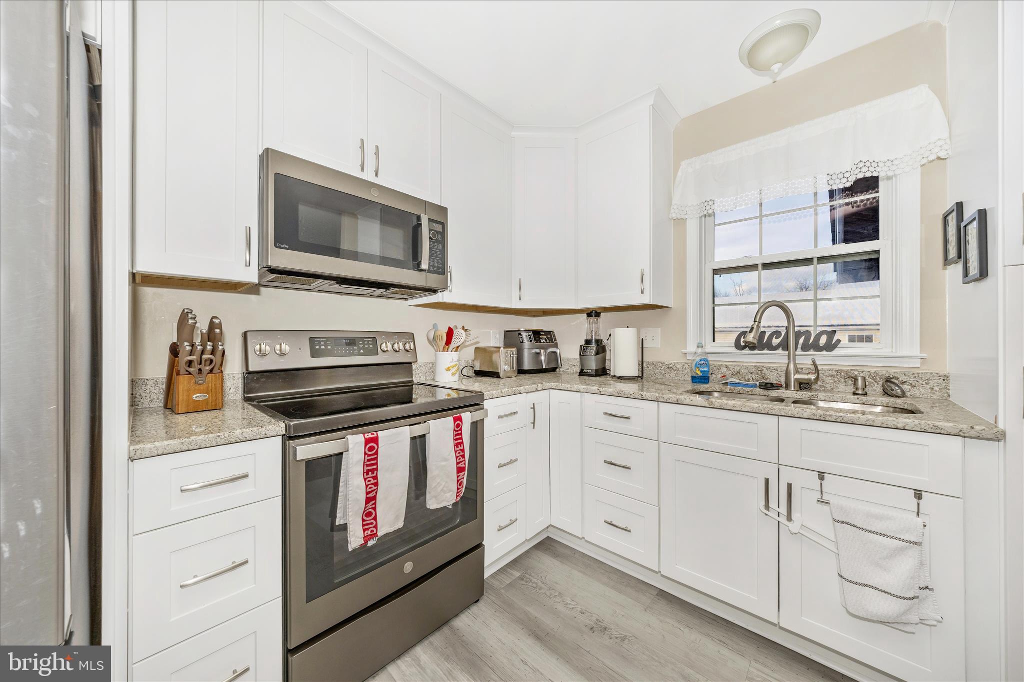 WESTMINISTER HEIGHTS - Residential