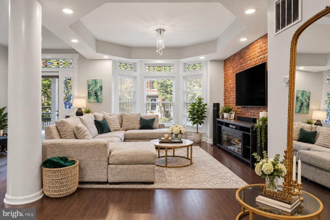 Townhouse For Sale - 2327 W Lanvale Street<br/> BALTIMORE, MD 21216