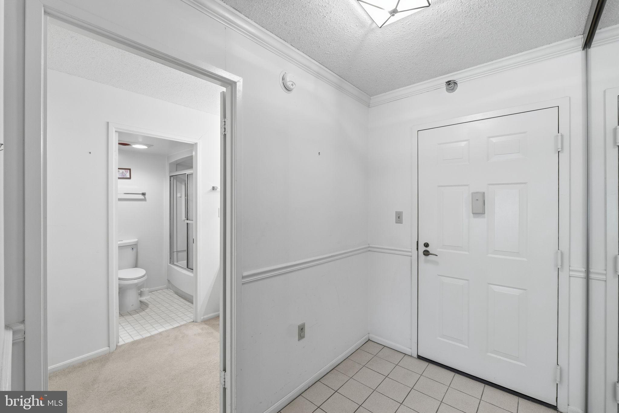 15100 INTERLACHEN DRIVE 4-201