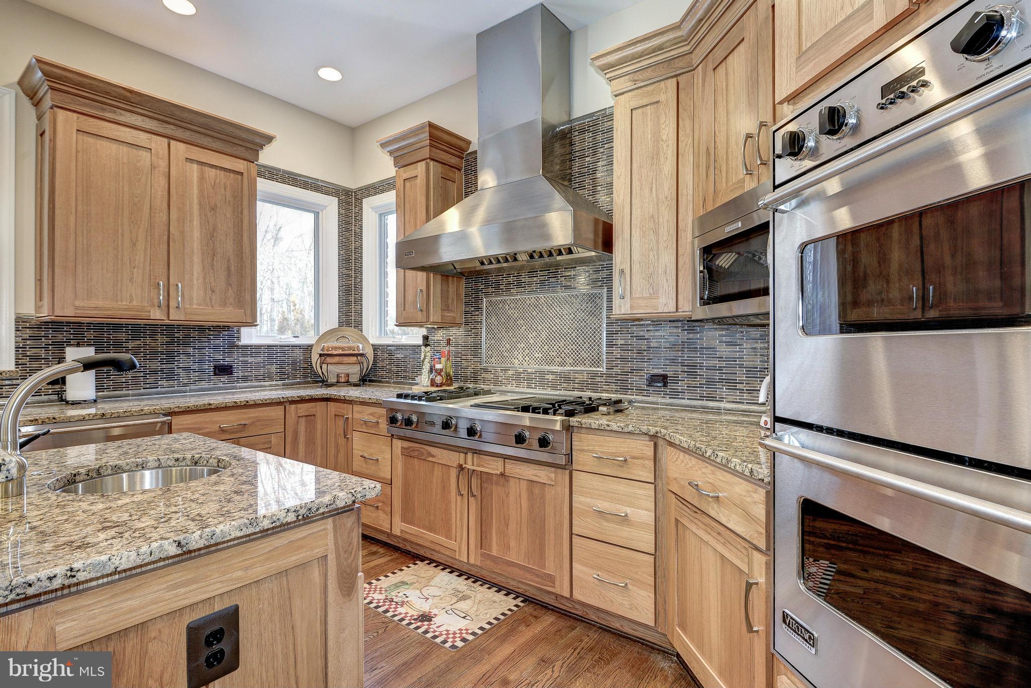 GROVEMONT - Residential