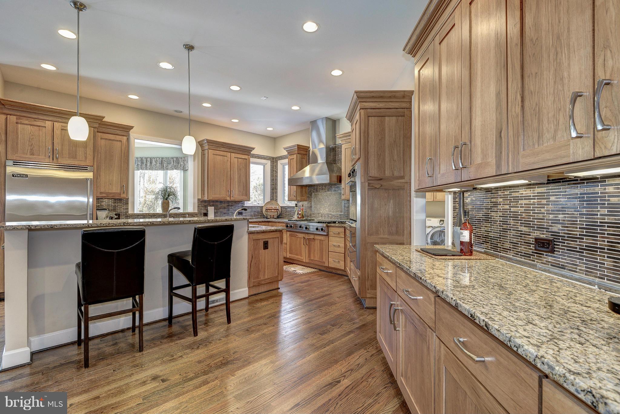 GROVEMONT - Residential