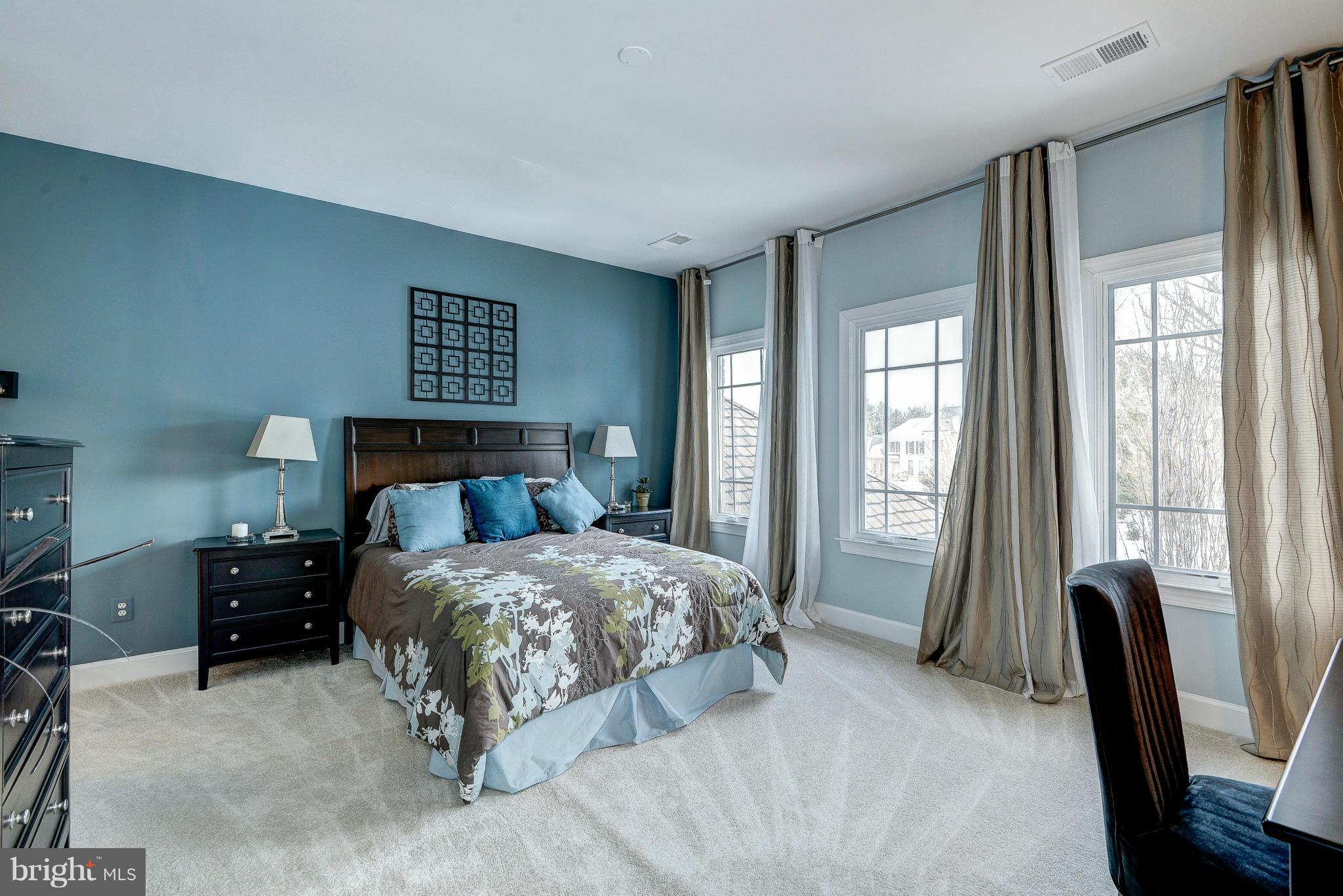 GROVEMONT - Residential