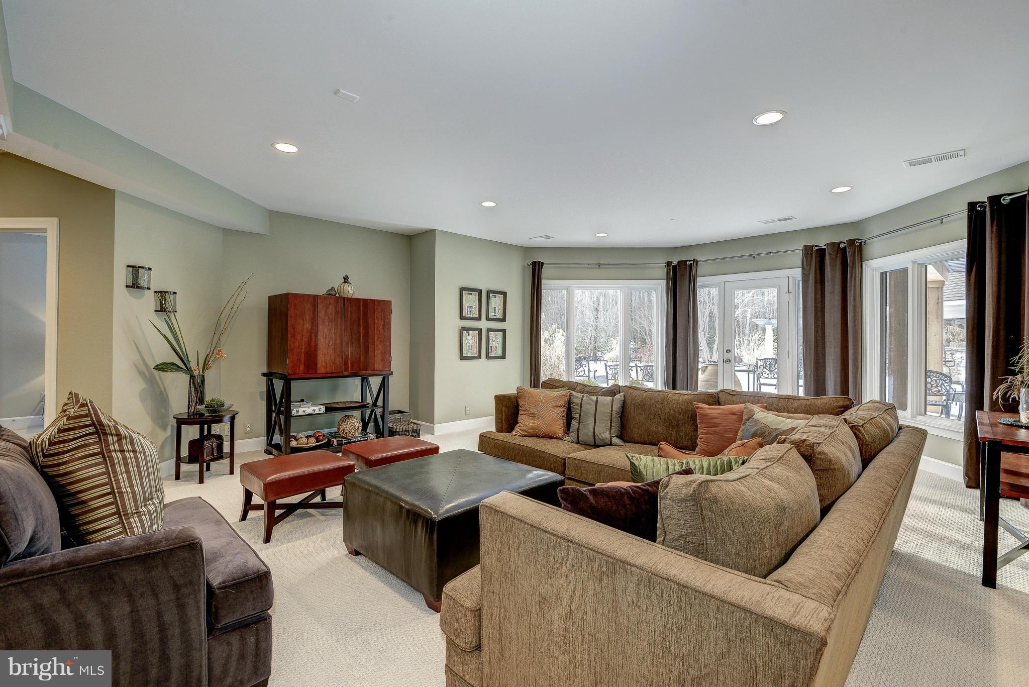 GROVEMONT - Residential