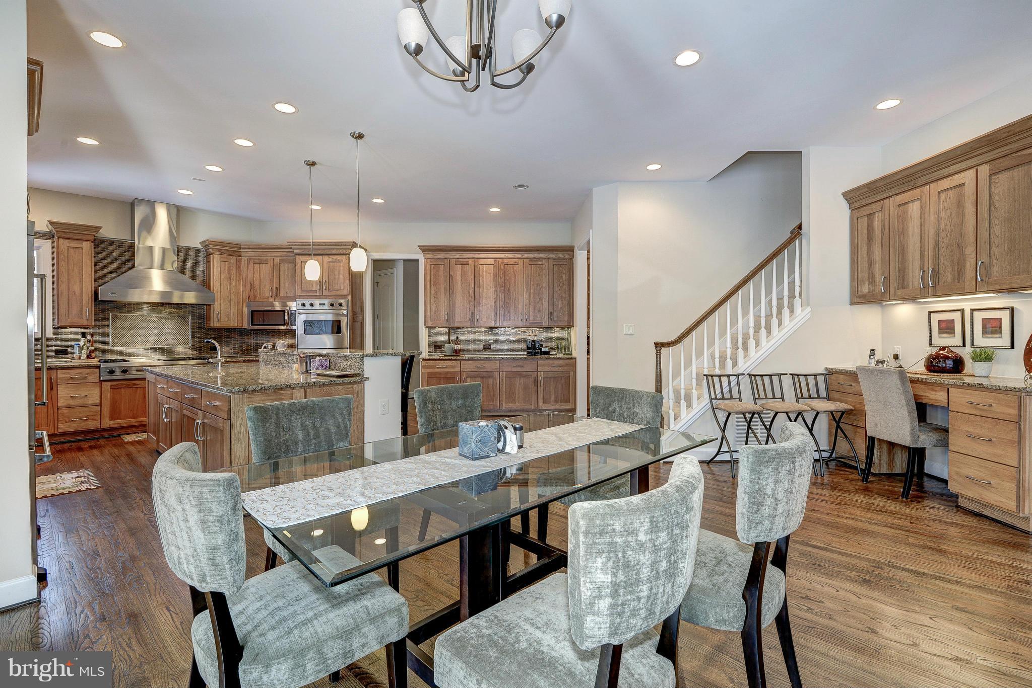 GROVEMONT - Residential