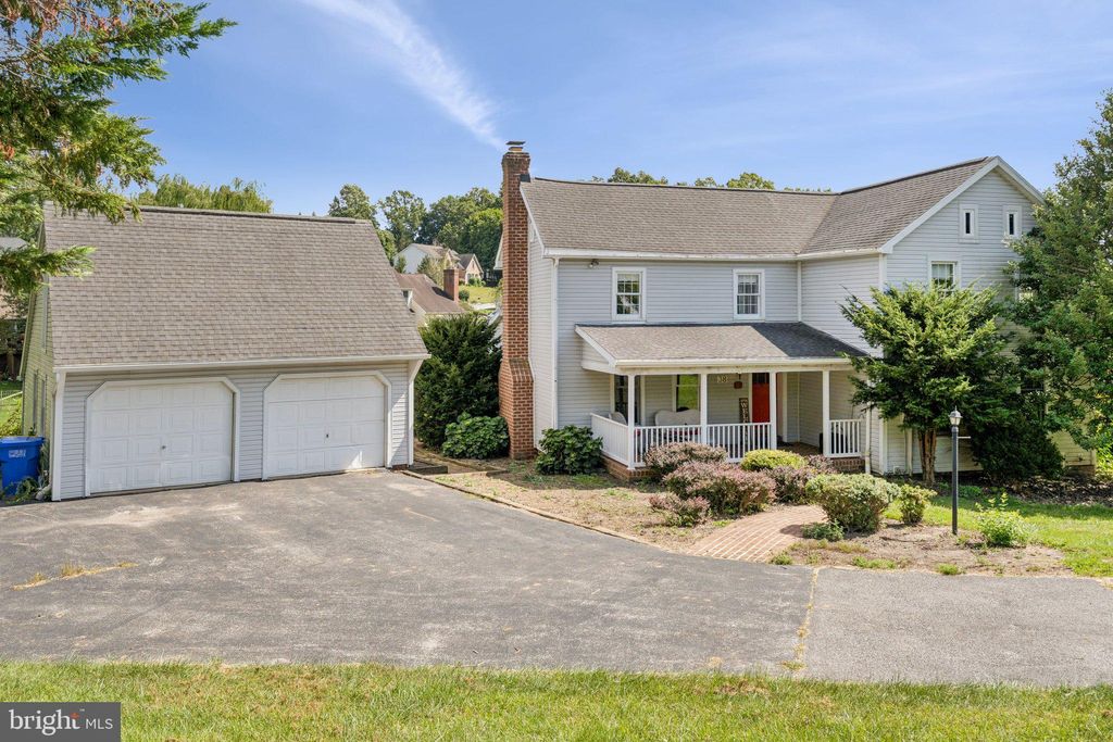 Photo of 38 Stone Ridge Drive, NEW FREEDOM, PA 17349 (MLS # PAYK2088502)