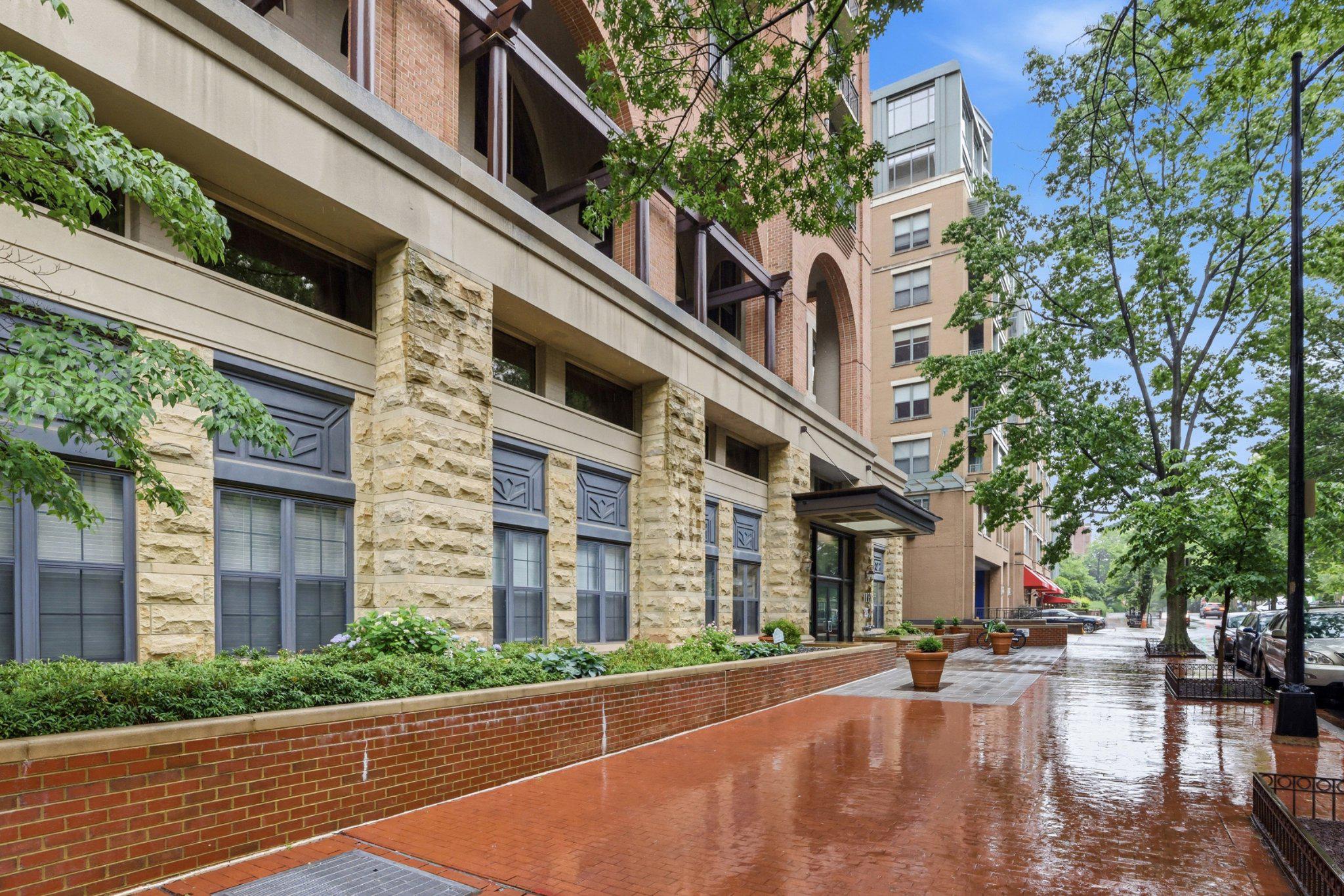 1111 25TH STREET NW 906