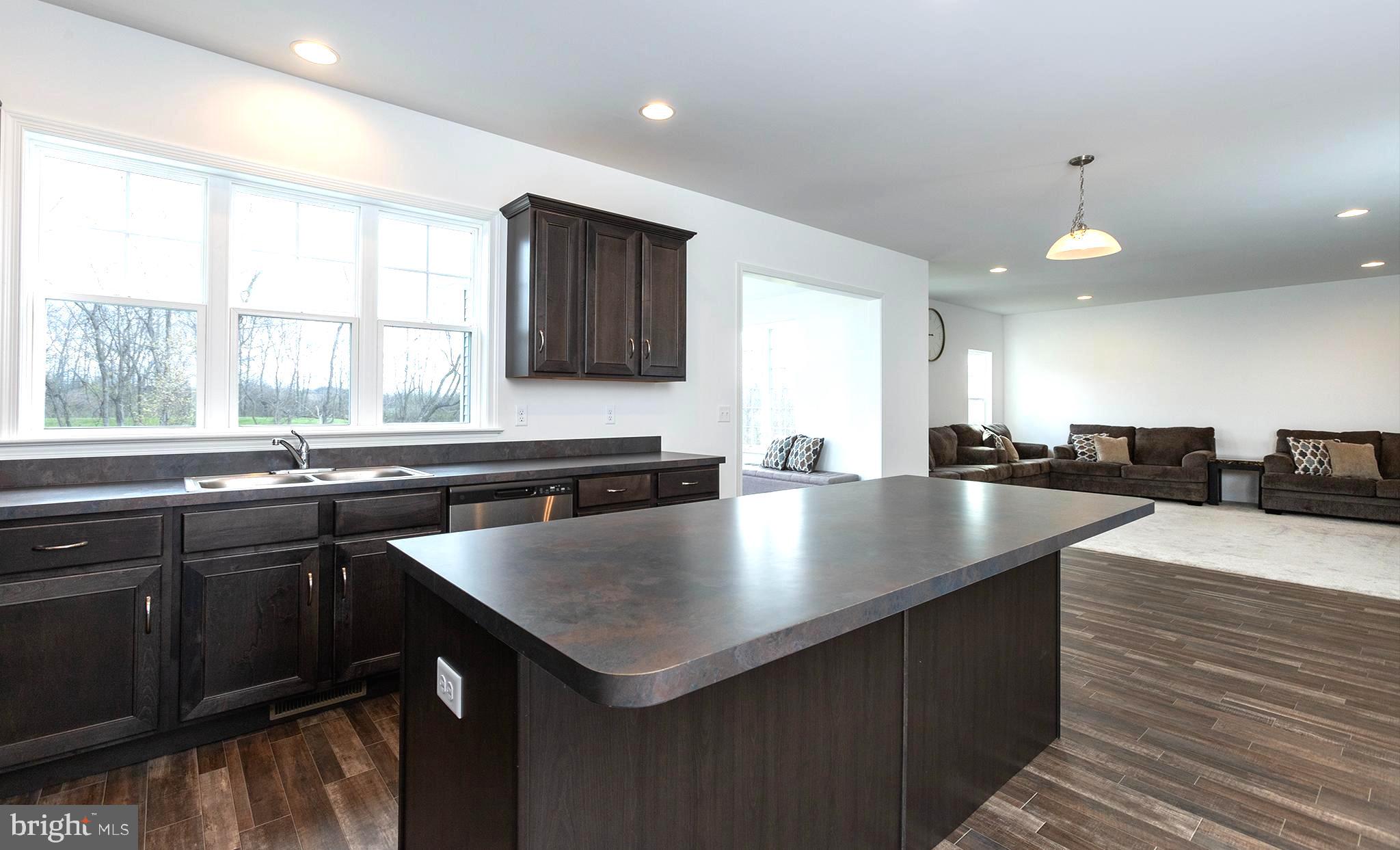 MEADOWBROOK FARMS - Residential