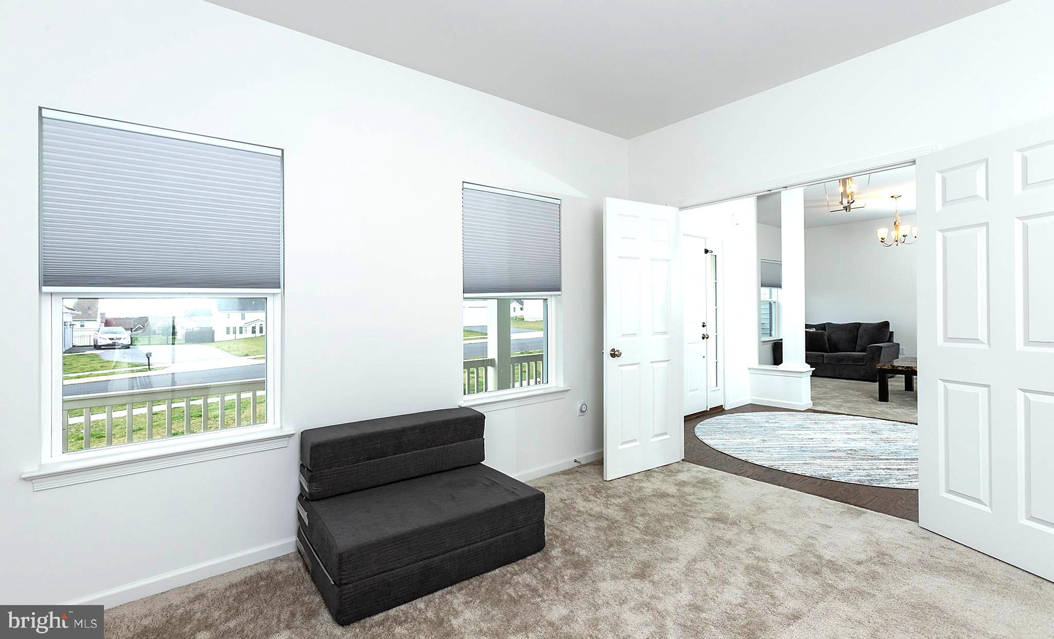 MEADOWBROOK FARMS - Residential