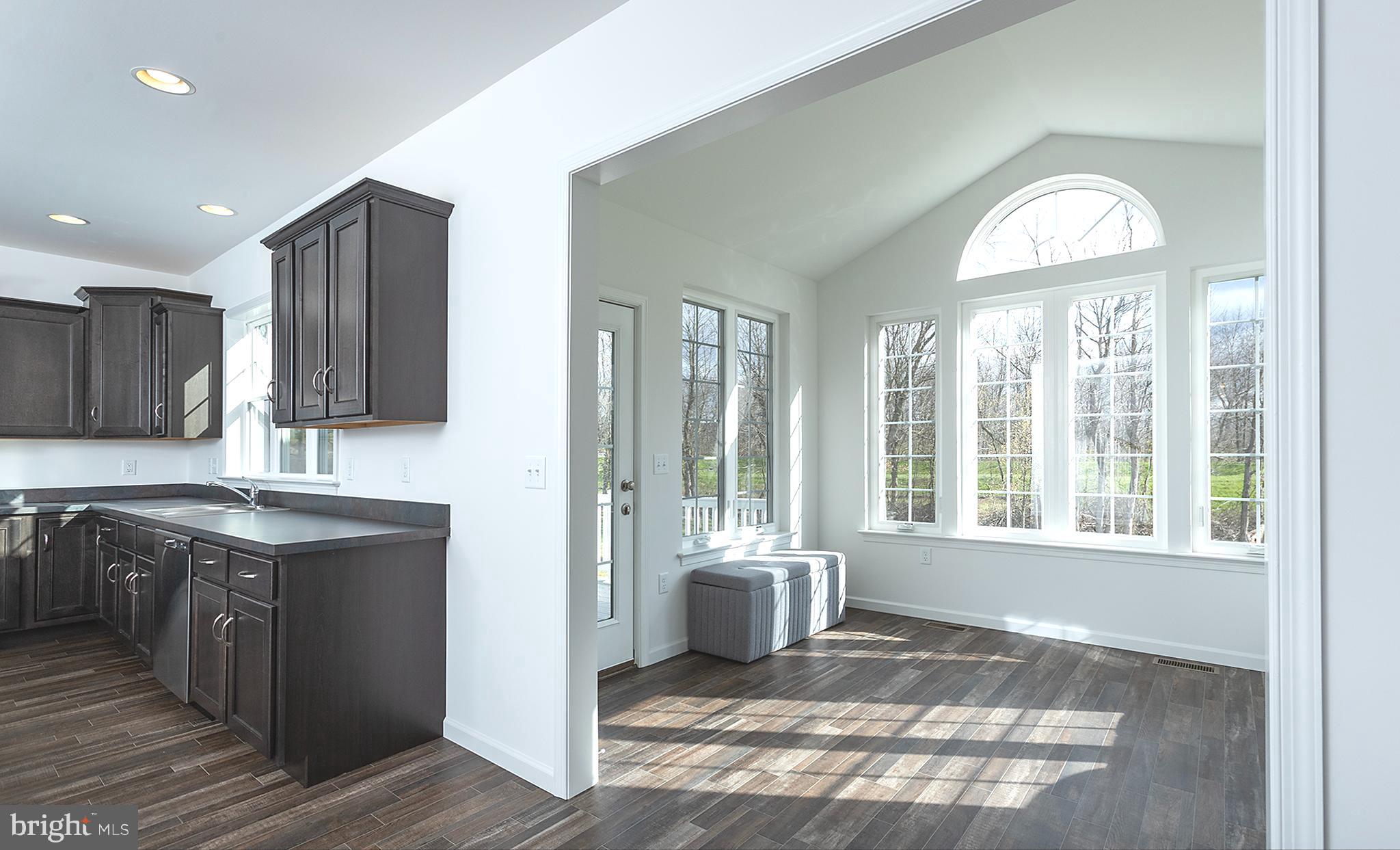 MEADOWBROOK FARMS - Residential