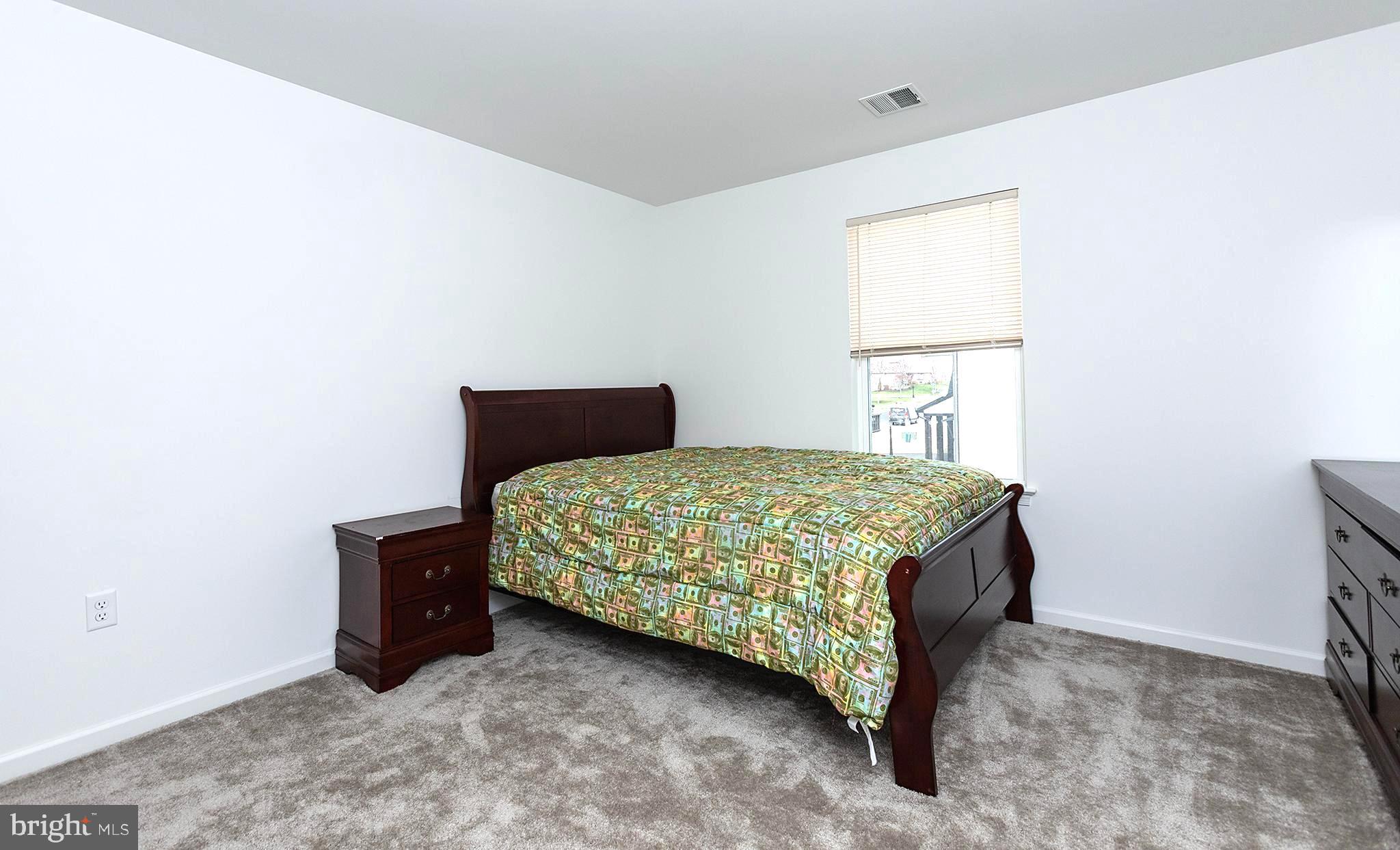 MEADOWBROOK FARMS - Residential