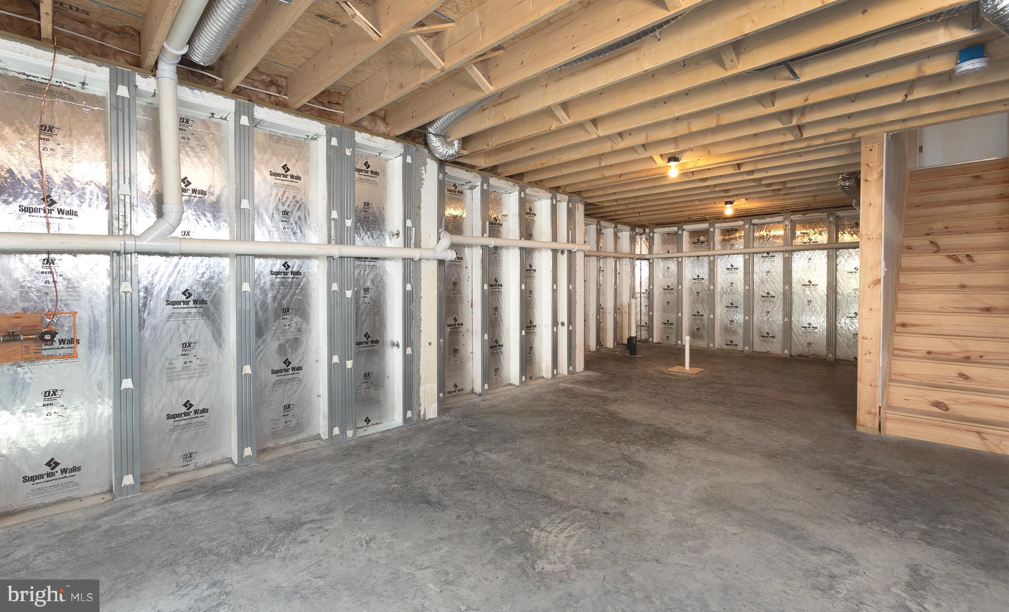 MEADOWBROOK FARMS - Residential