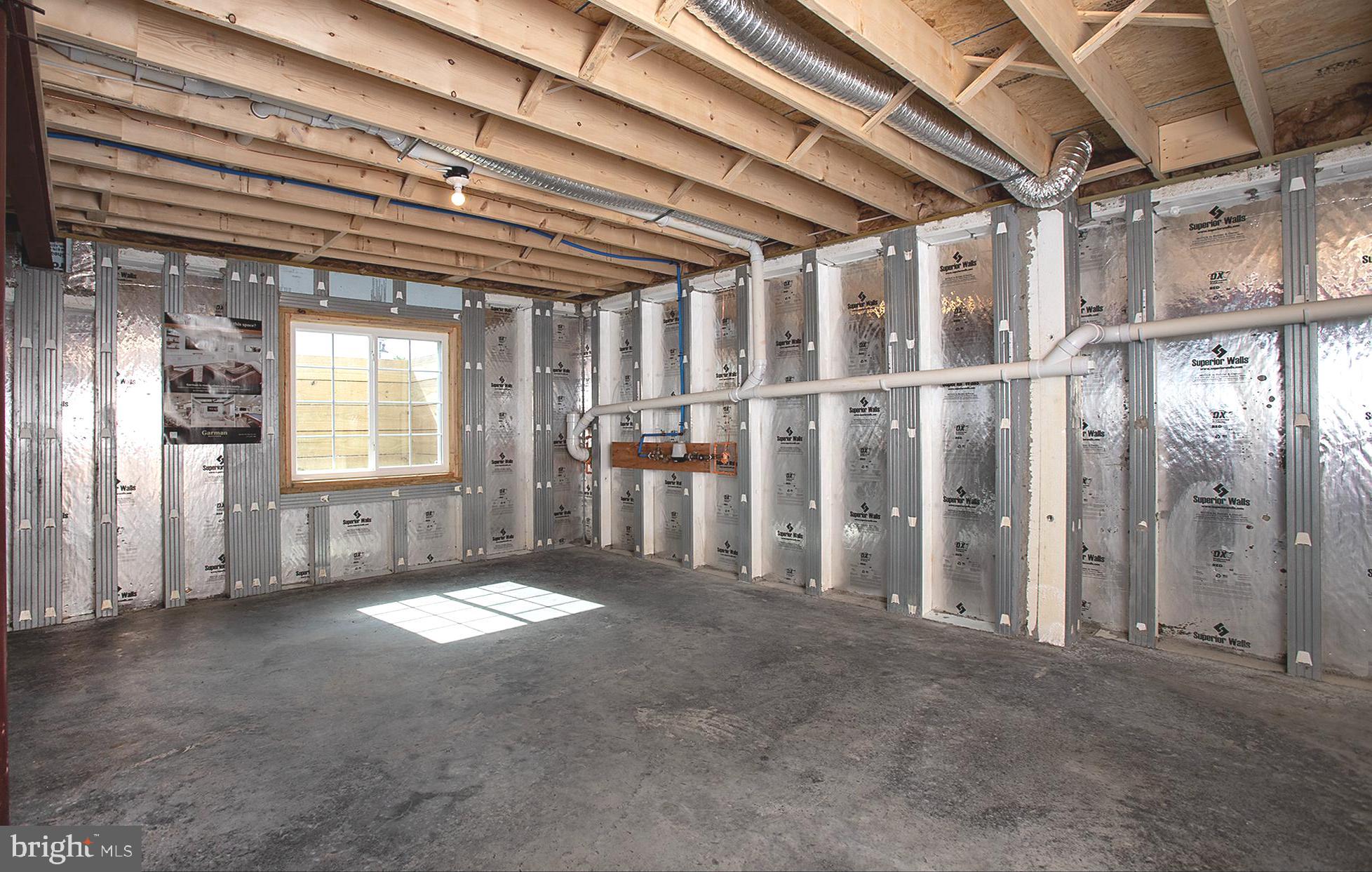 MEADOWBROOK FARMS - Residential