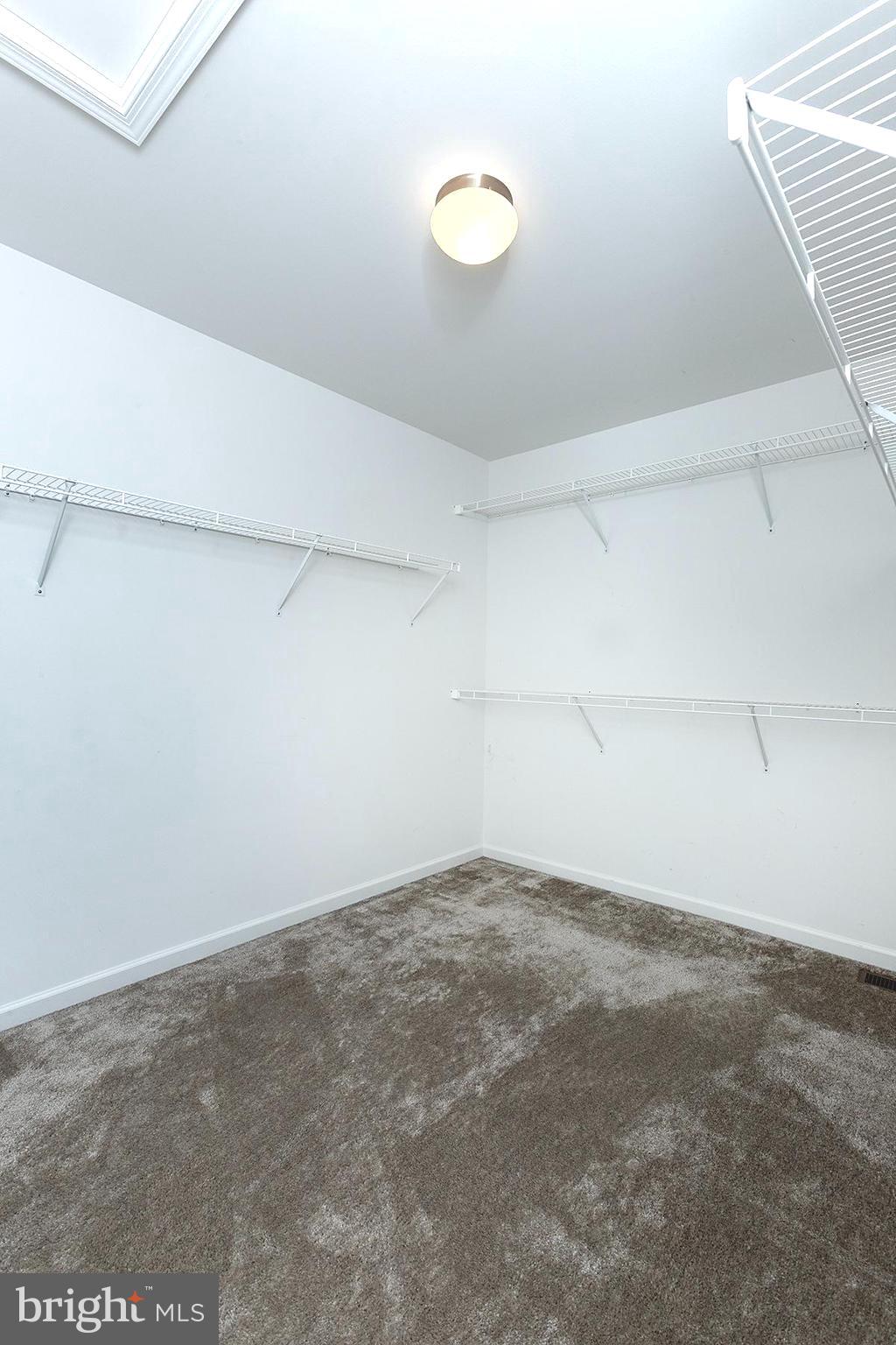 MEADOWBROOK FARMS - Residential