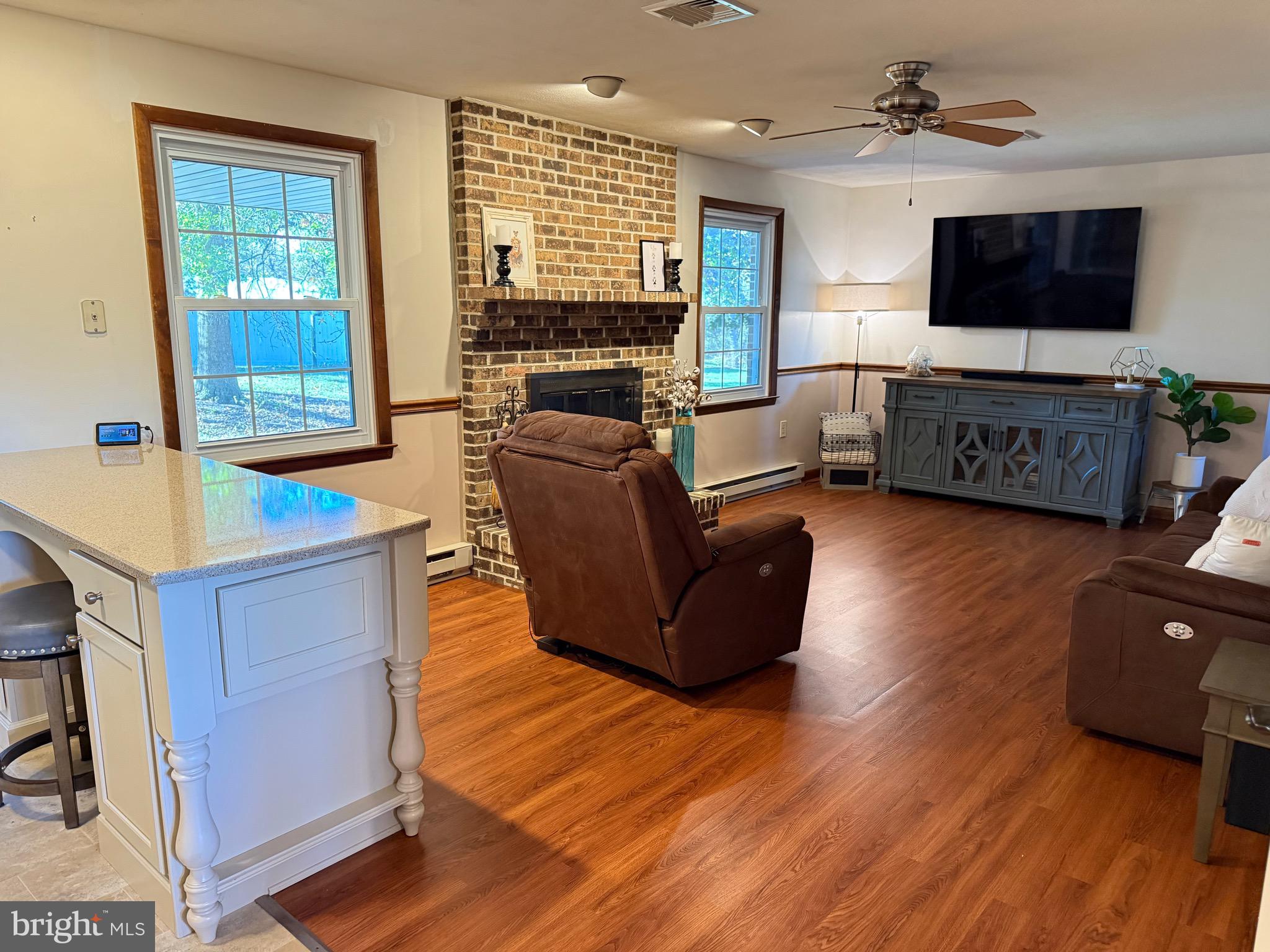 KENDOR SUMMIT - Residential