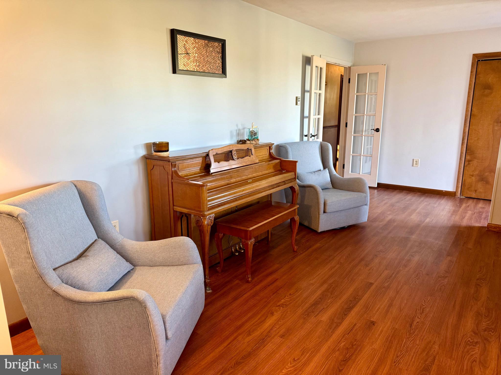 KENDOR SUMMIT - Residential