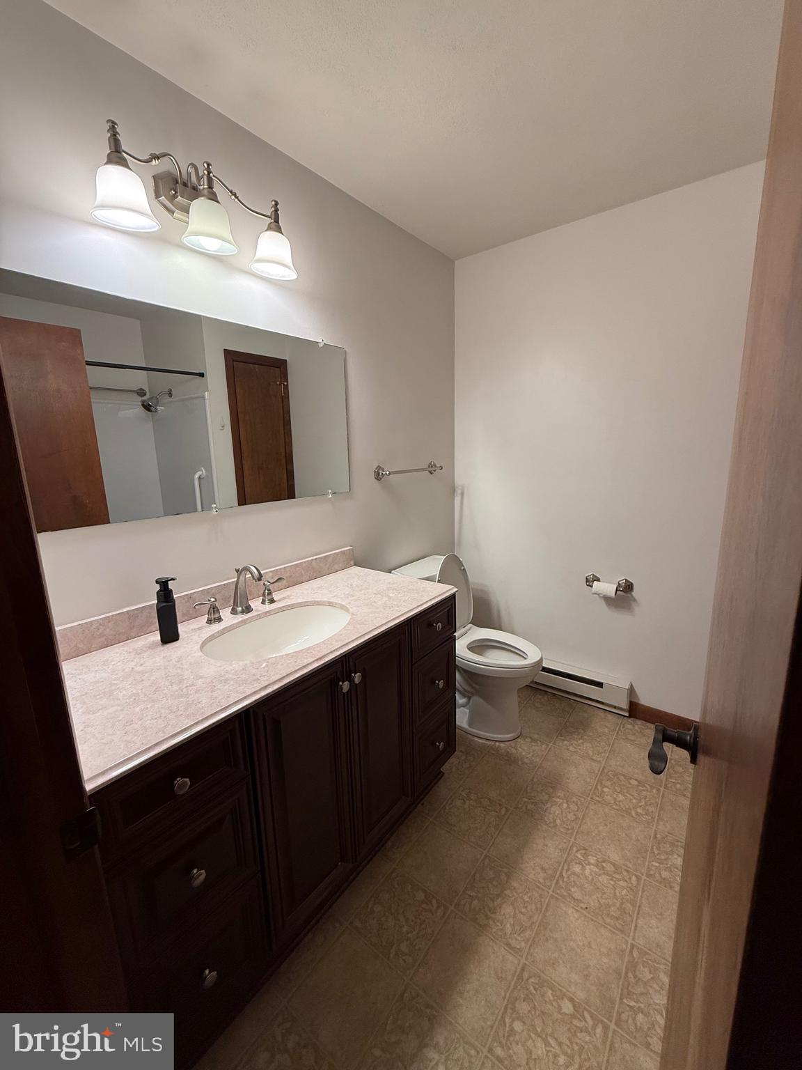 KENDOR SUMMIT - Residential