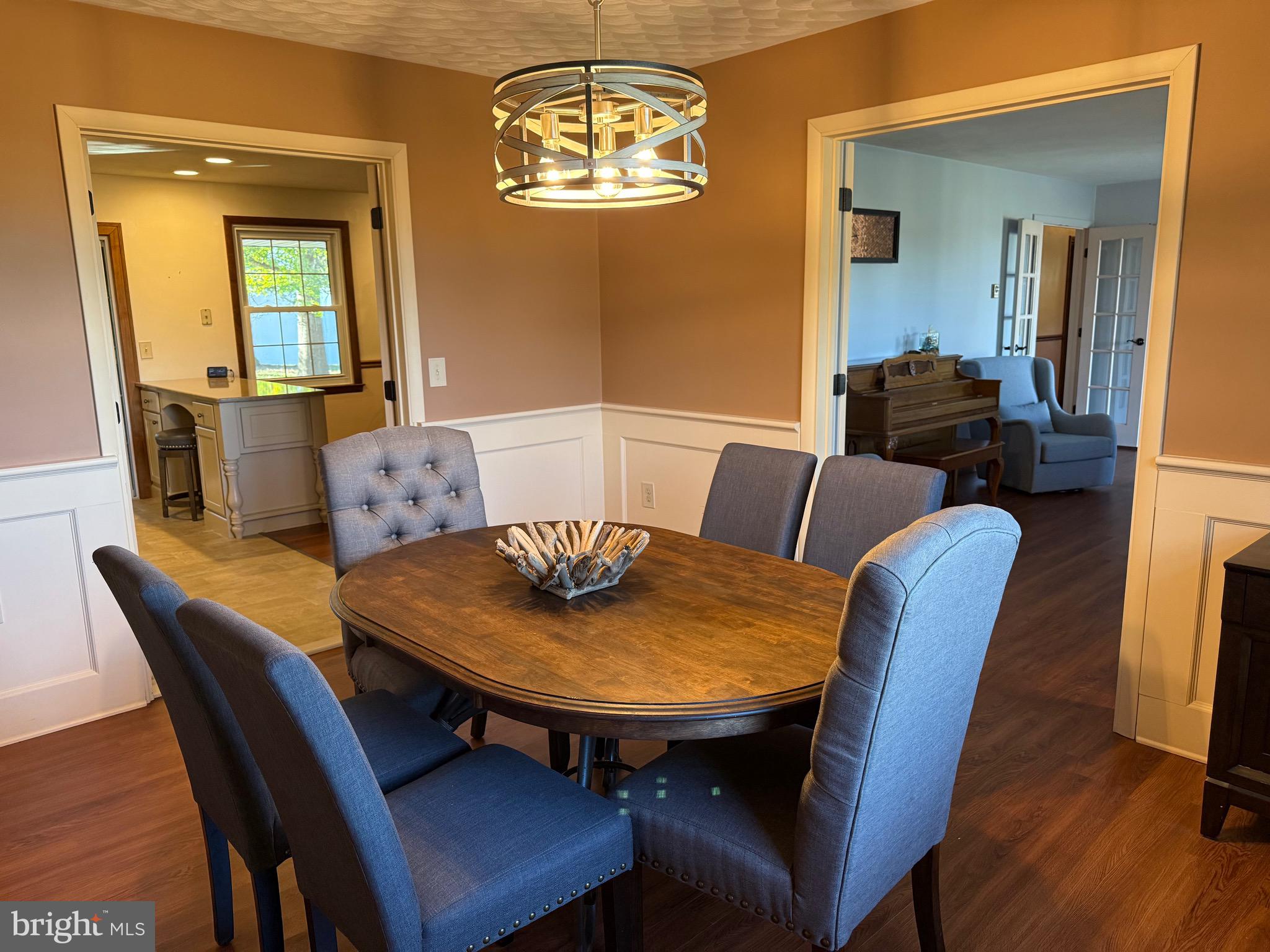 KENDOR SUMMIT - Residential