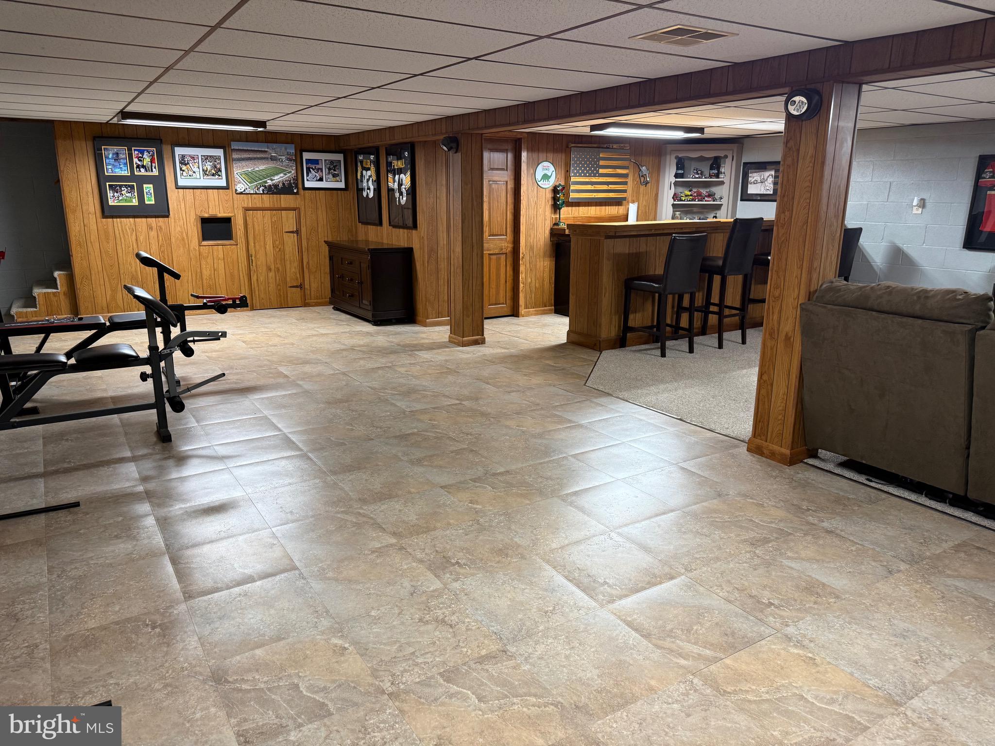 KENDOR SUMMIT - Residential