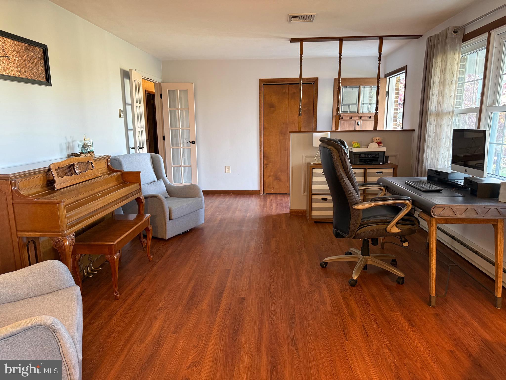 KENDOR SUMMIT - Residential