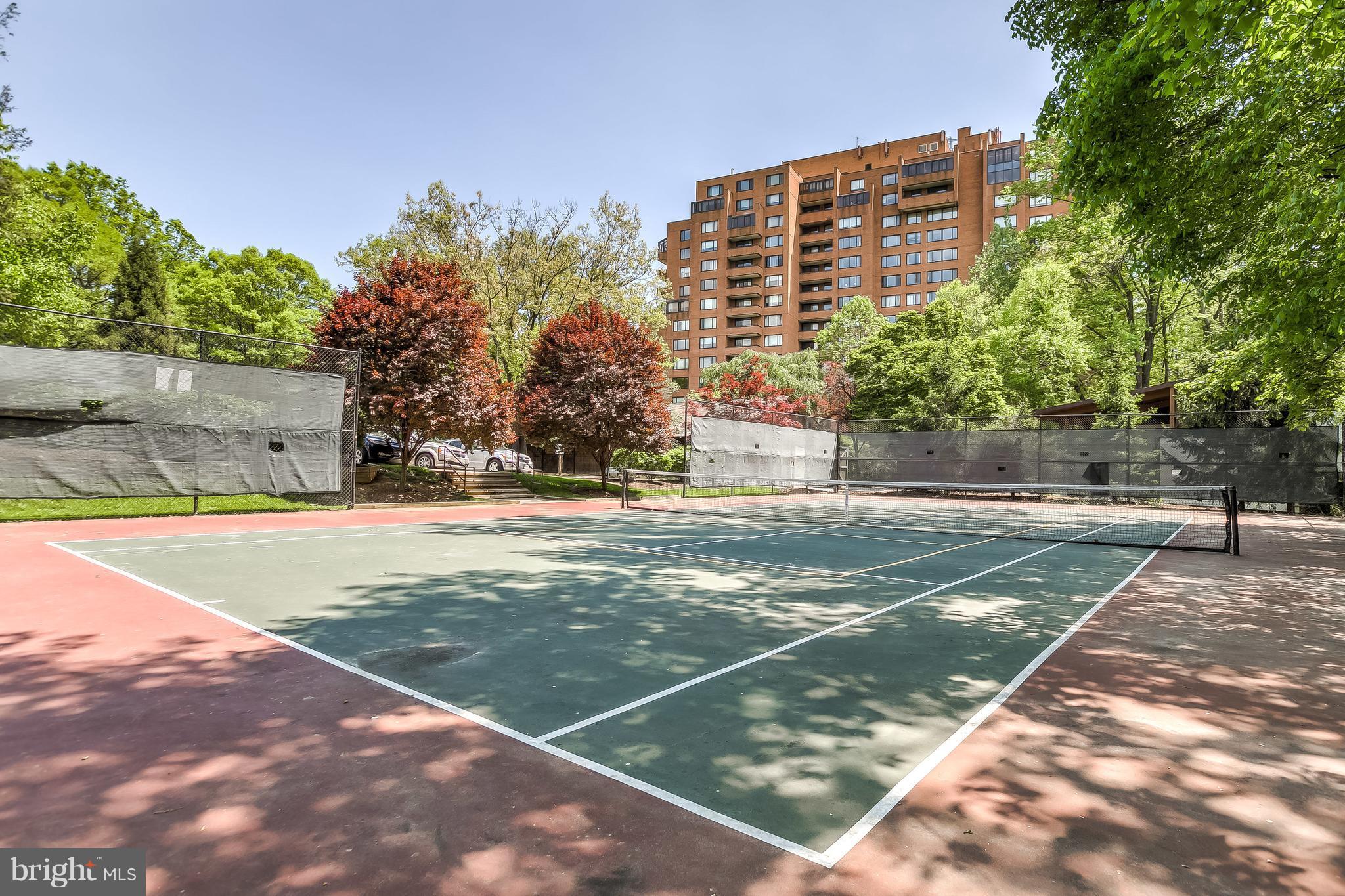 CROSS KEYS - Residential