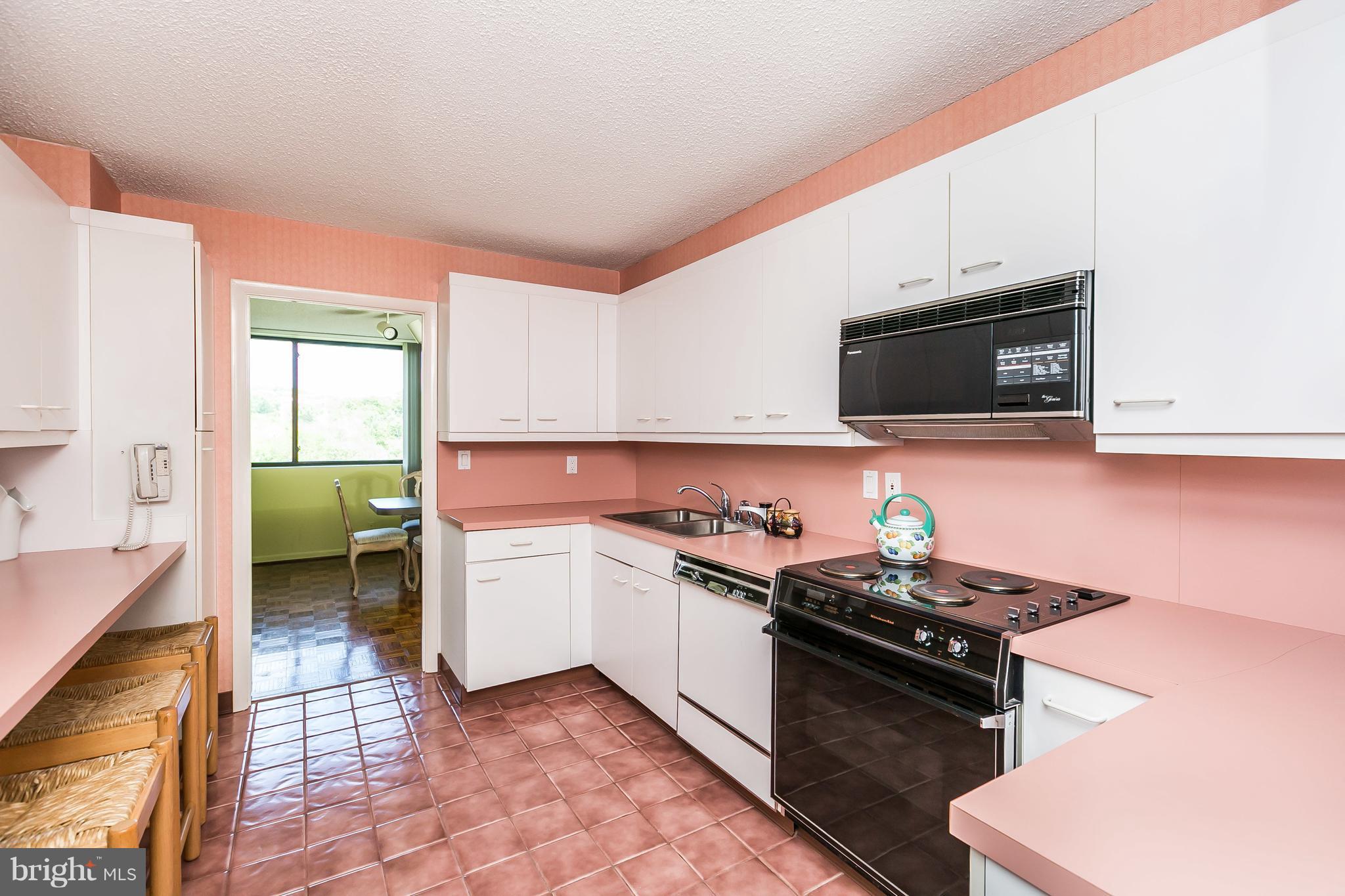 CROSS KEYS - Residential