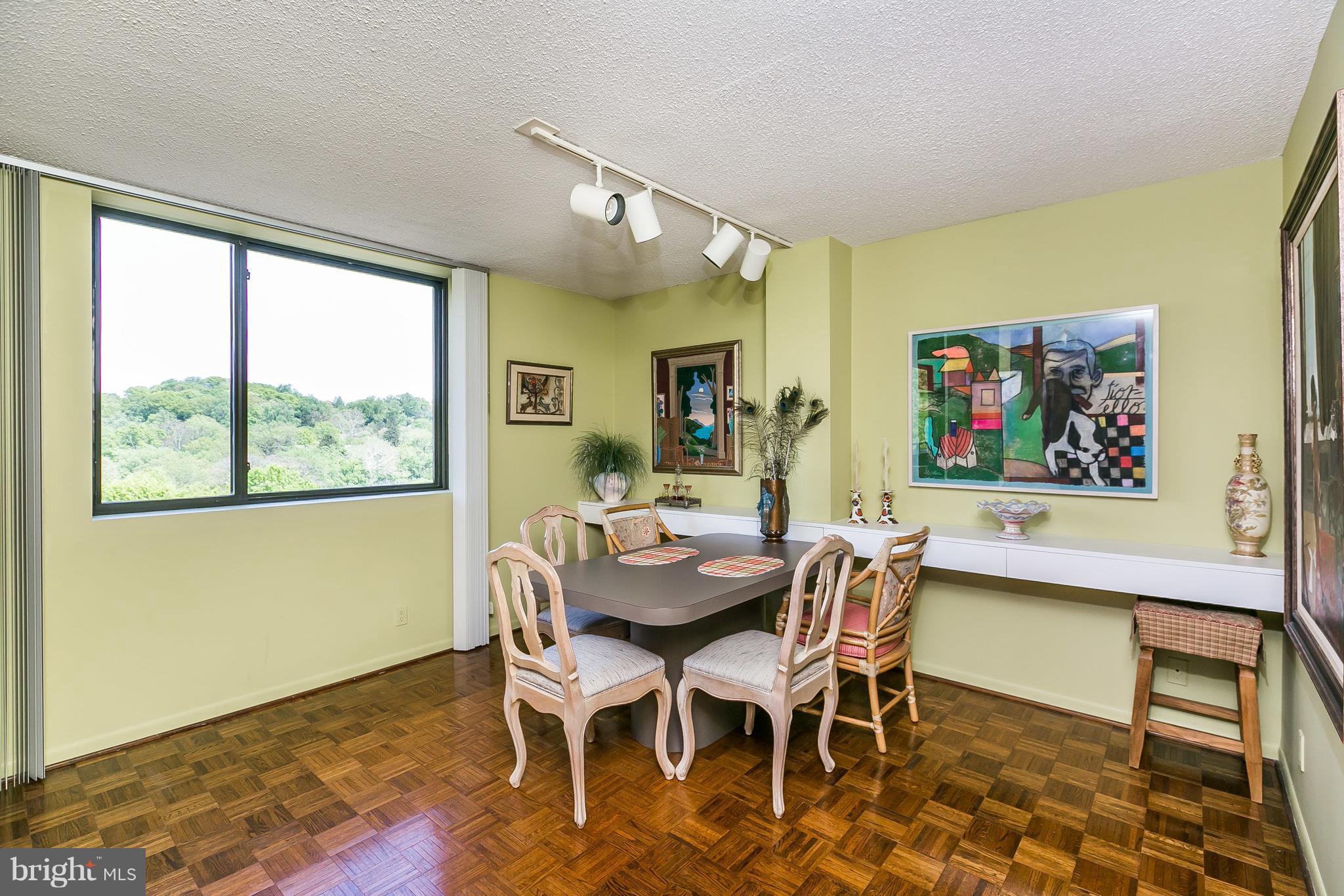 CROSS KEYS - Residential