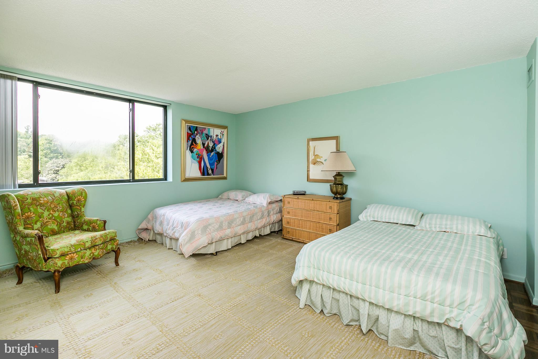 CROSS KEYS - Residential