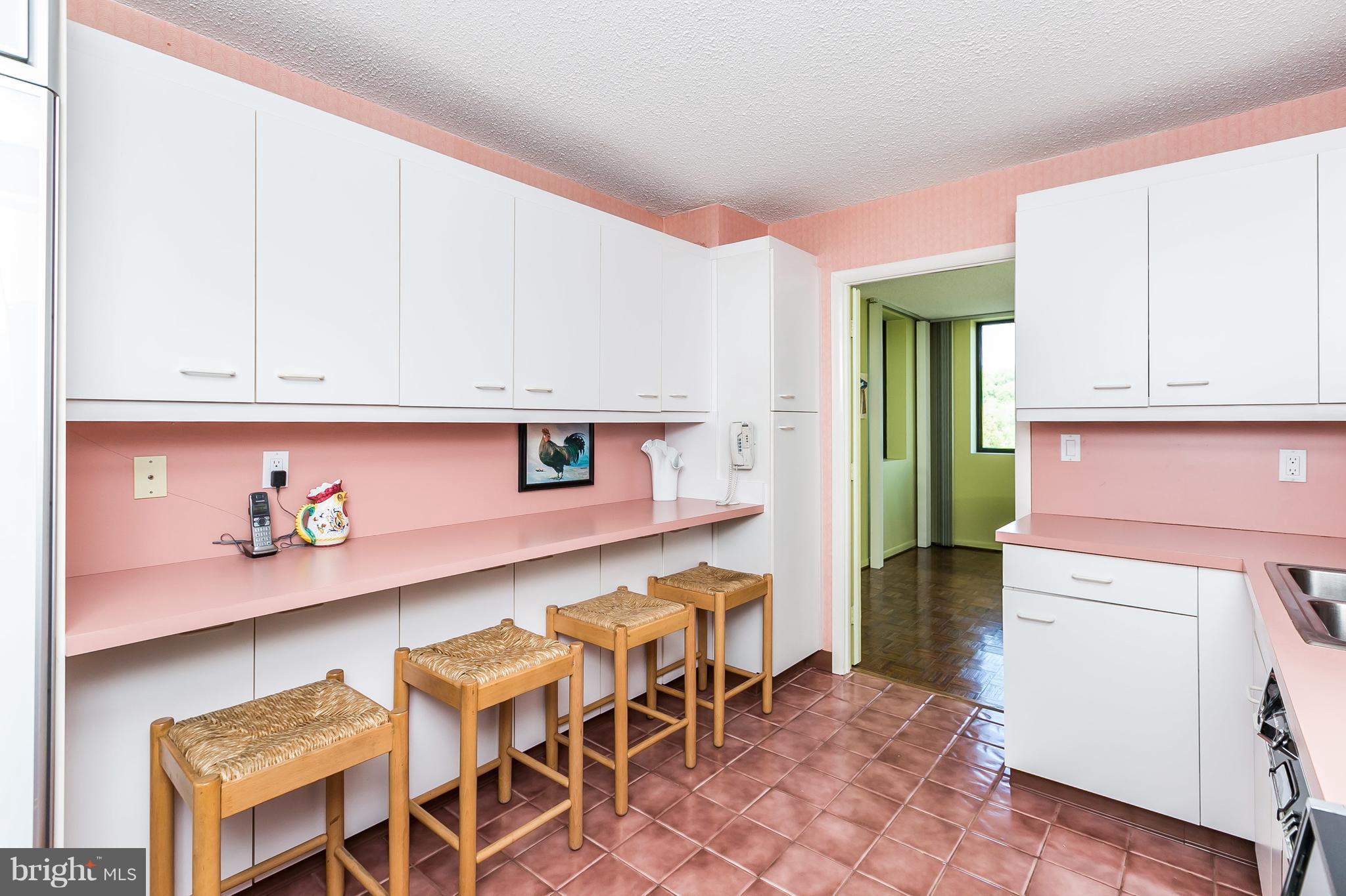 CROSS KEYS - Residential