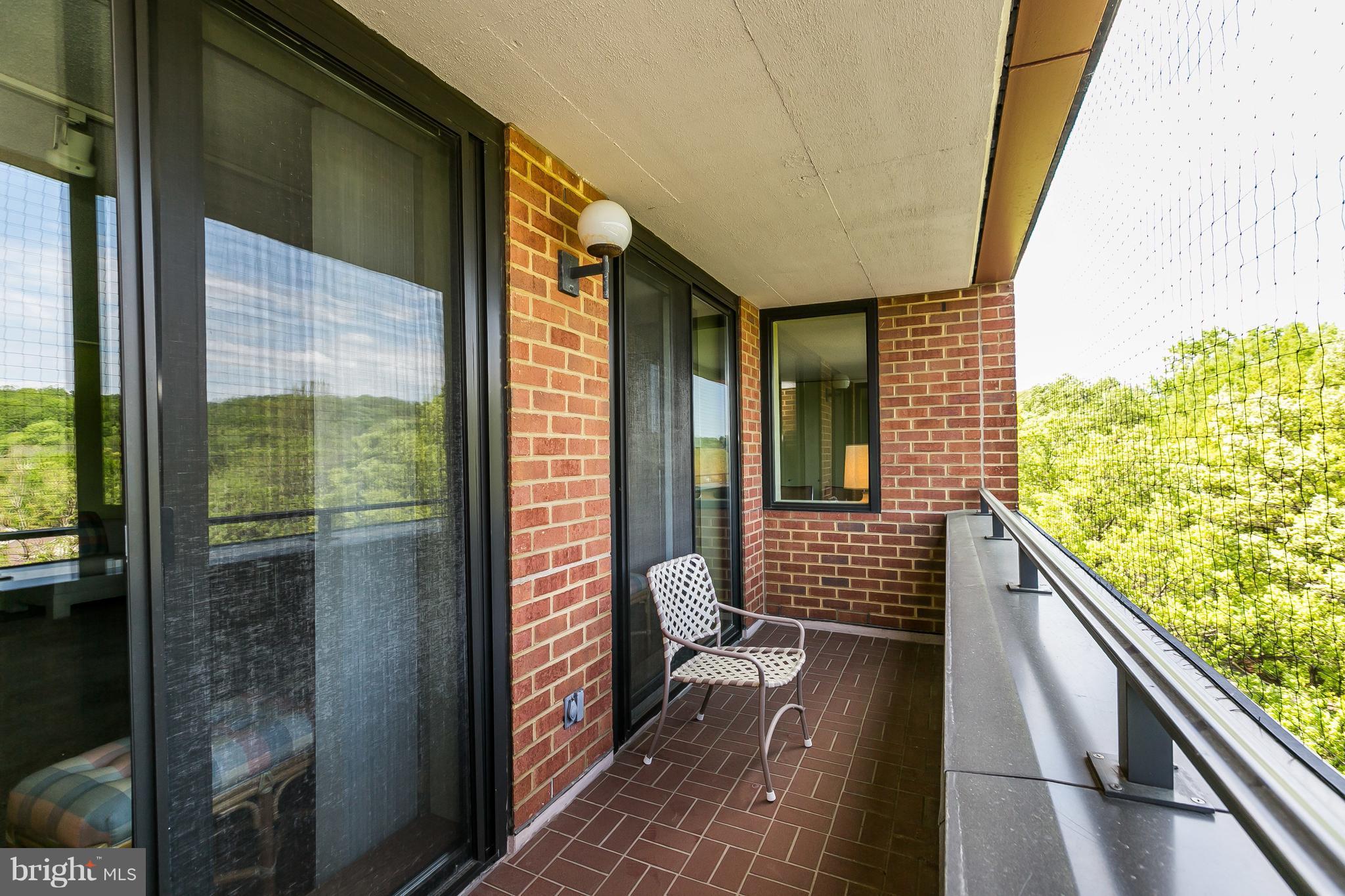 CROSS KEYS - Residential