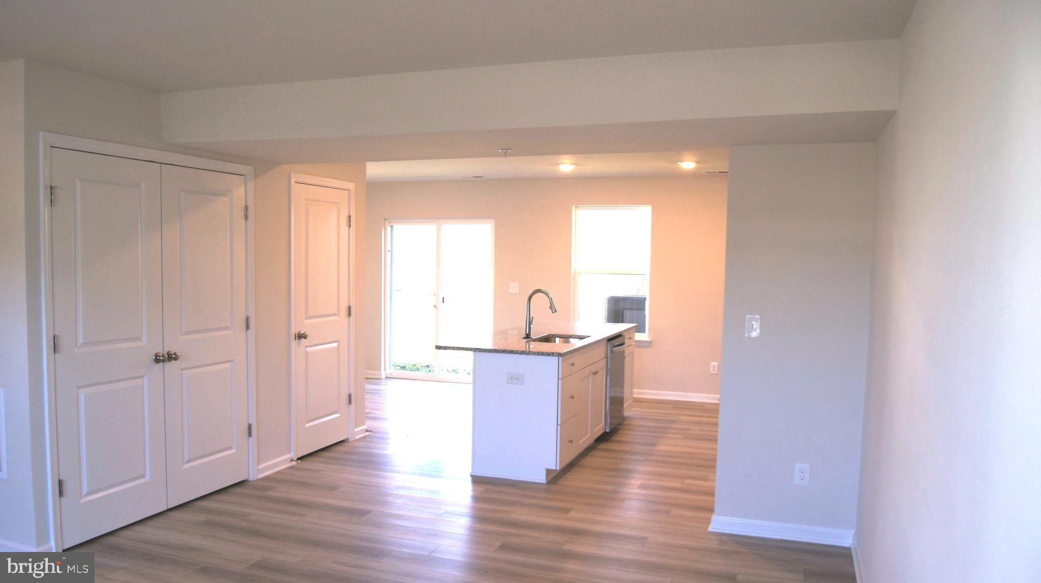 PINTAIL LANDING - Residential