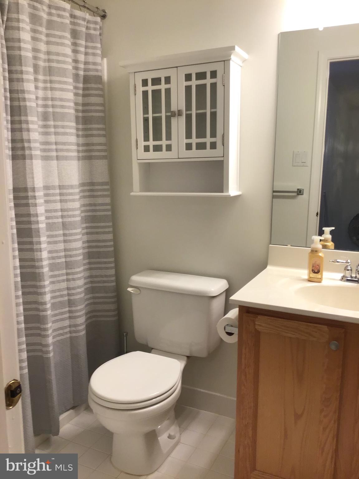 NORTHRIDGE - Residential