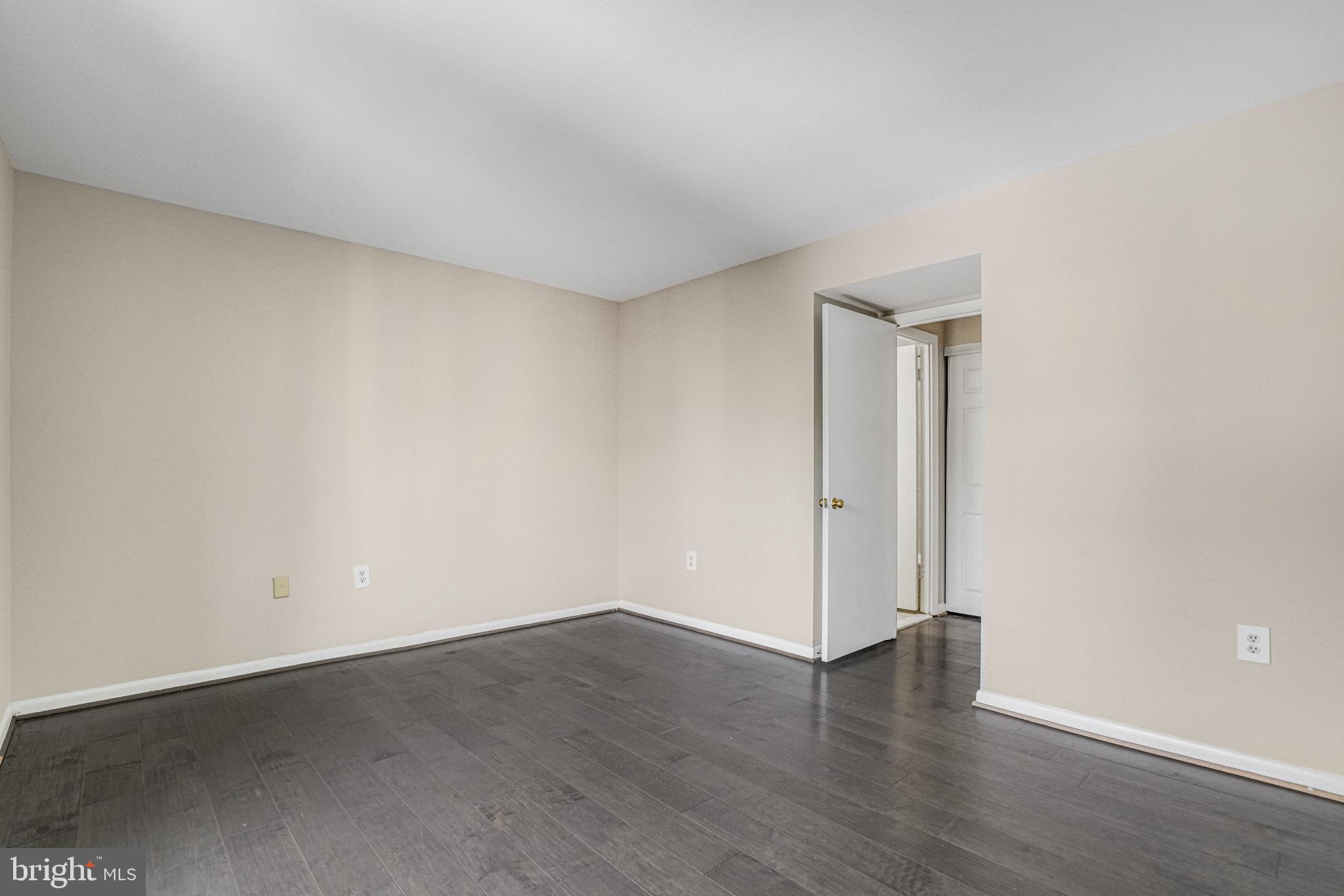 LAFAYETTE PARK - Residential Lease