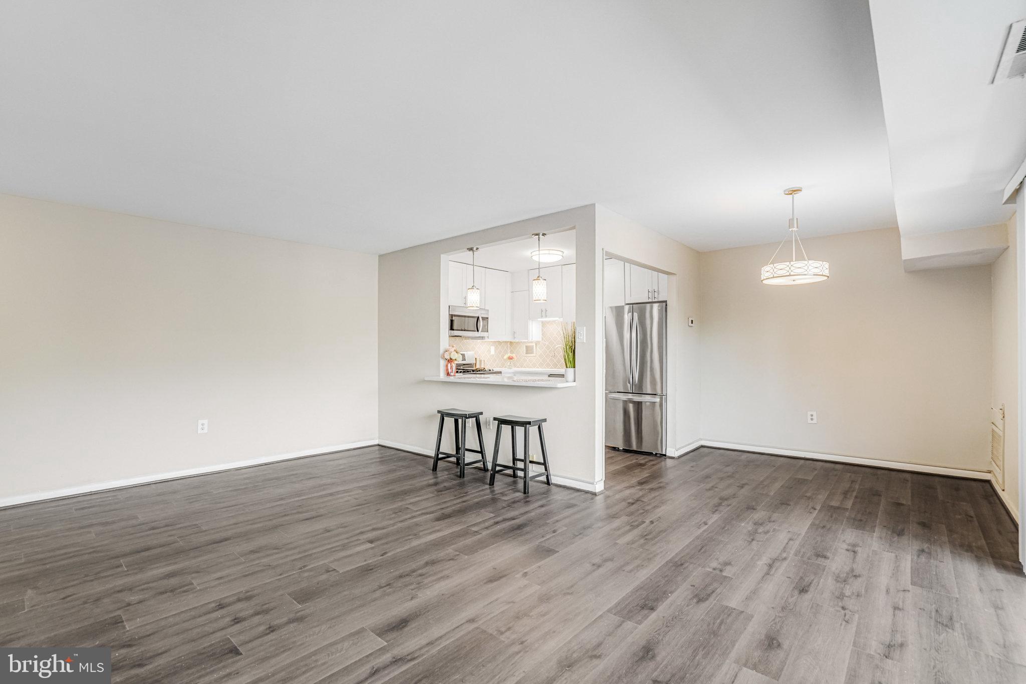 LAFAYETTE PARK - Residential Lease