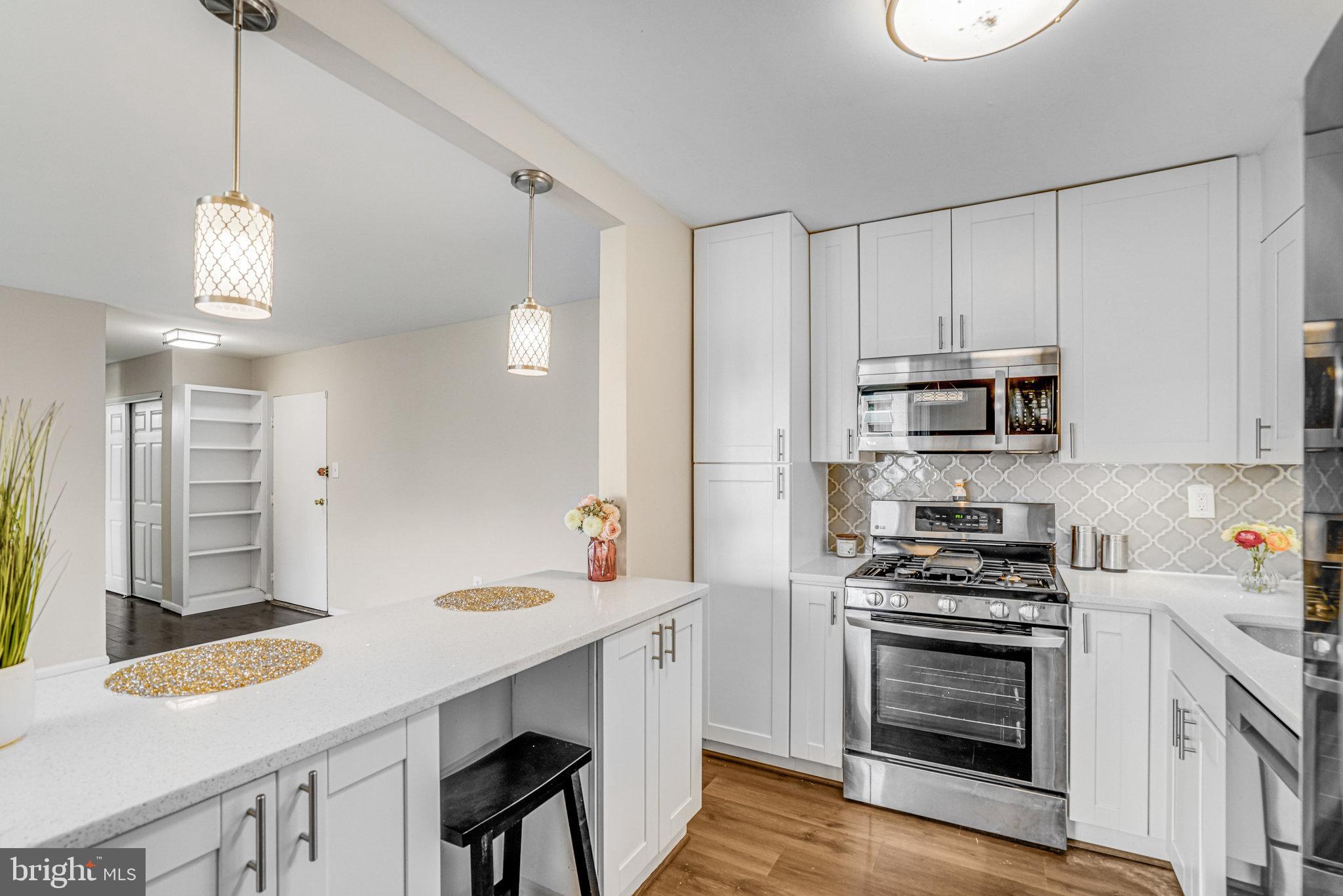 LAFAYETTE PARK - Residential Lease