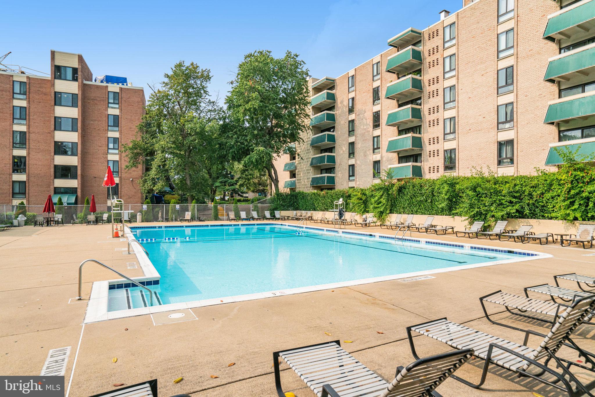 LAFAYETTE PARK - Residential Lease