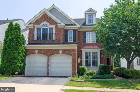 5861 Governors Hill Drive, Alexandria, VA MLS: VAFX2293388