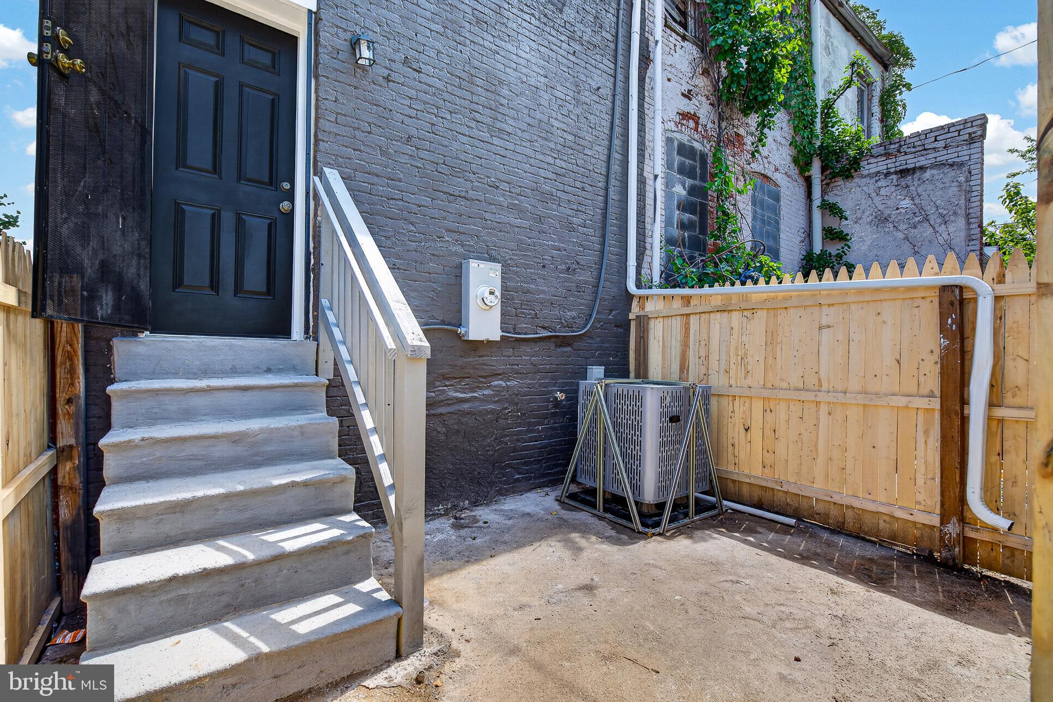 OLIVER - Residential