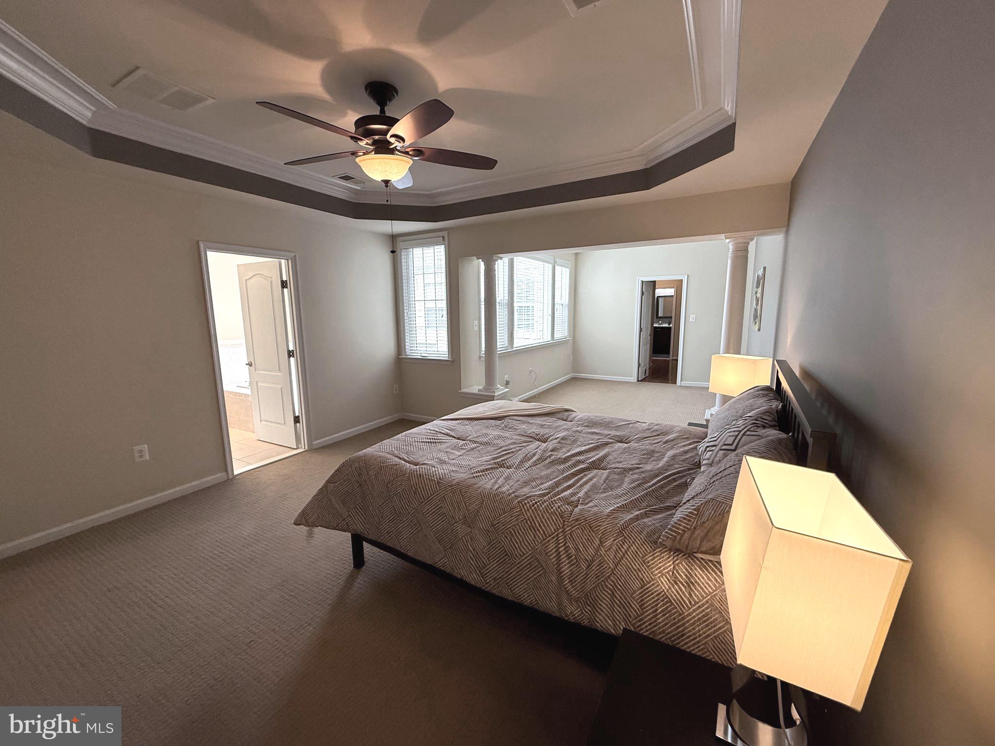 LANSDOWNE TOWN CENTER - Residential