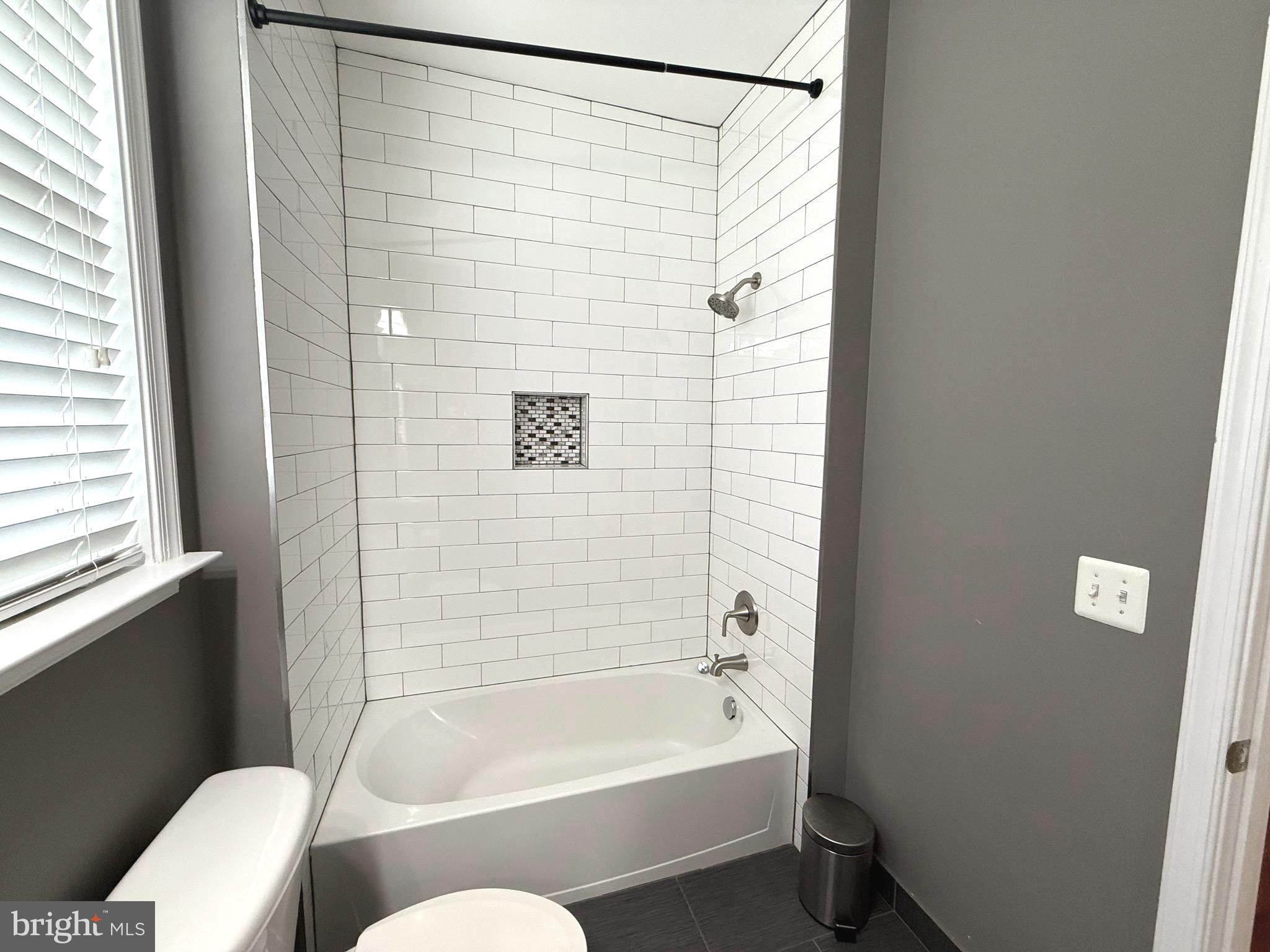 LANSDOWNE TOWN CENTER - Residential