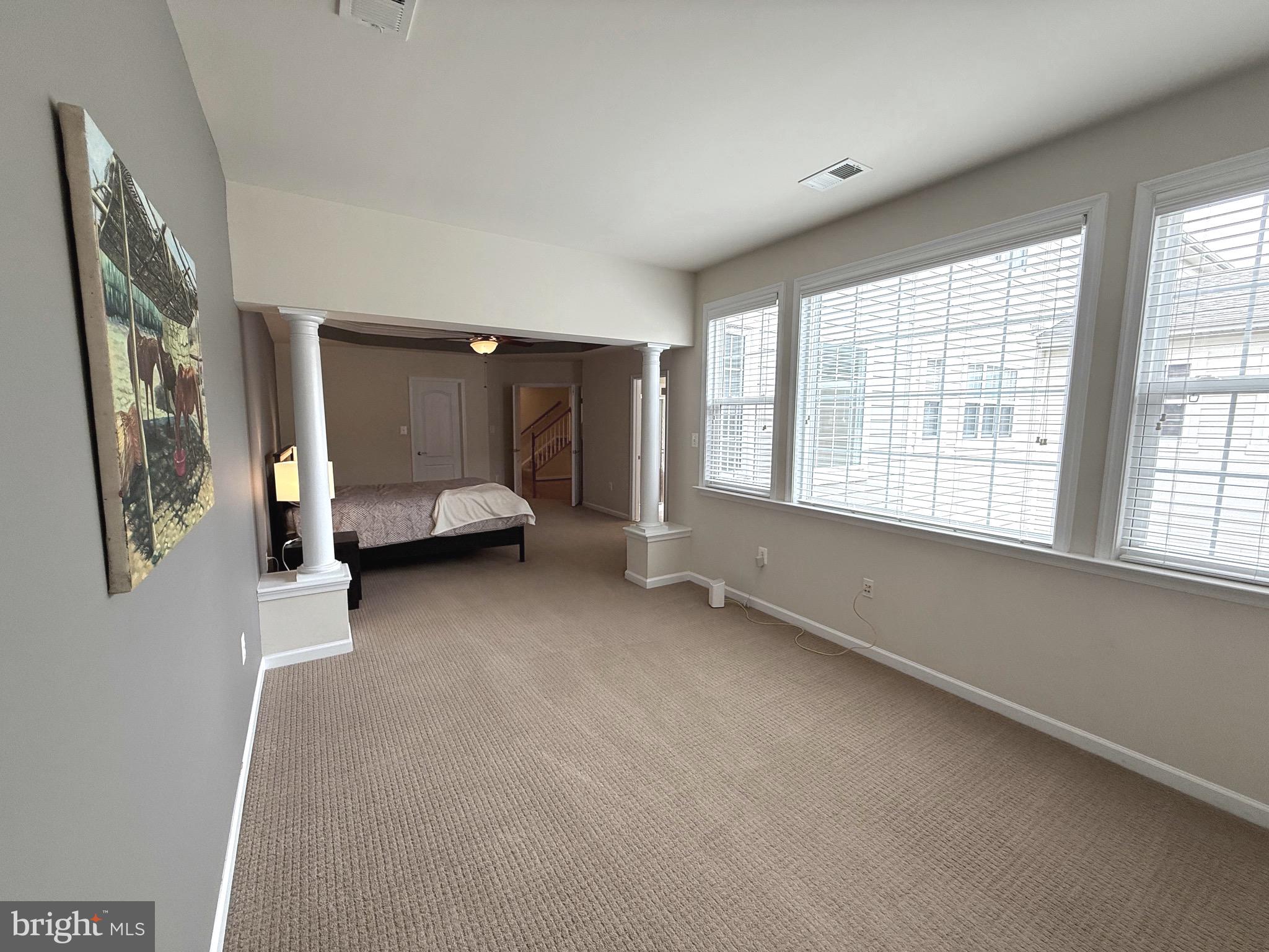 LANSDOWNE TOWN CENTER - Residential