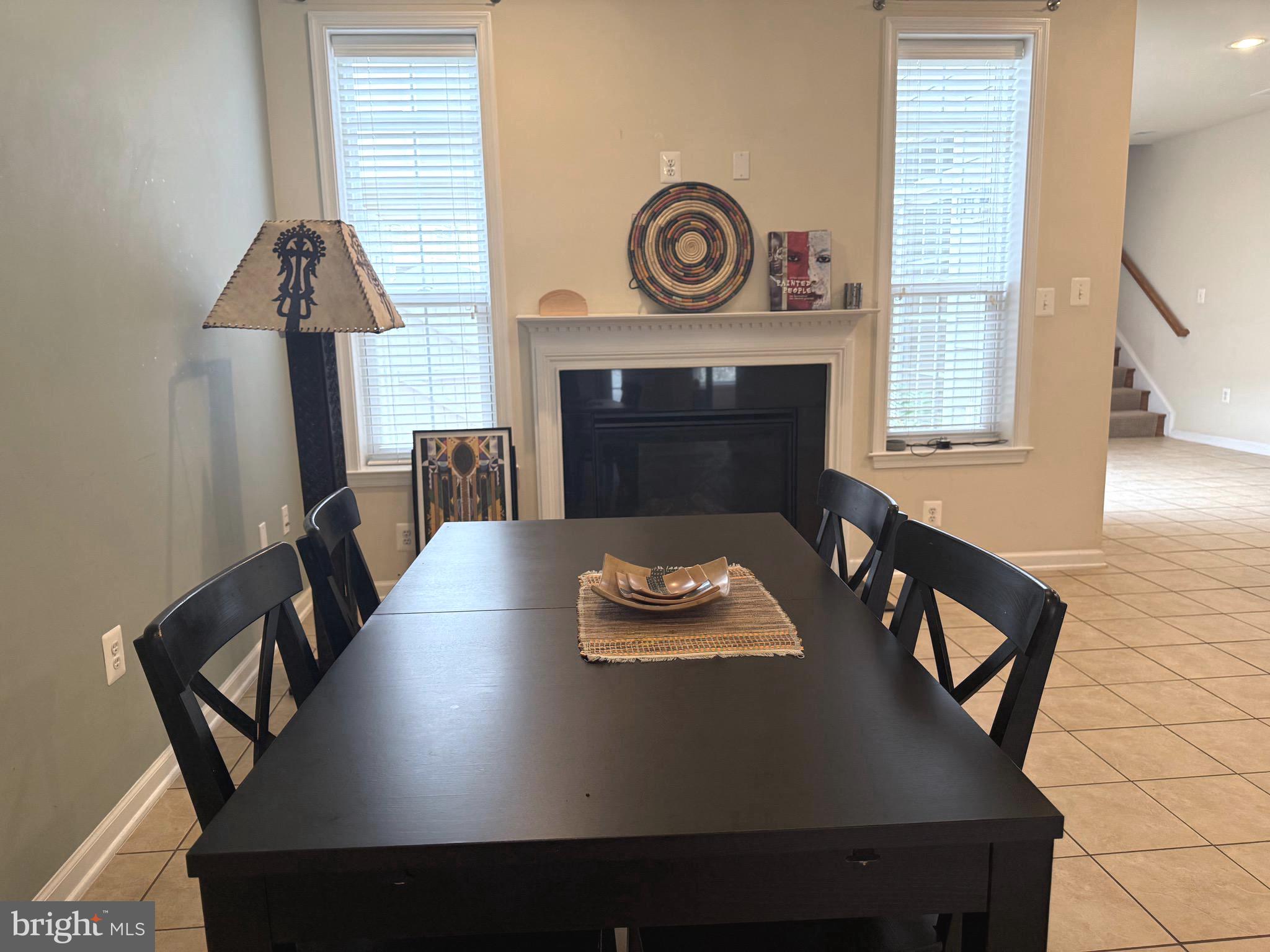 LANSDOWNE TOWN CENTER - Residential