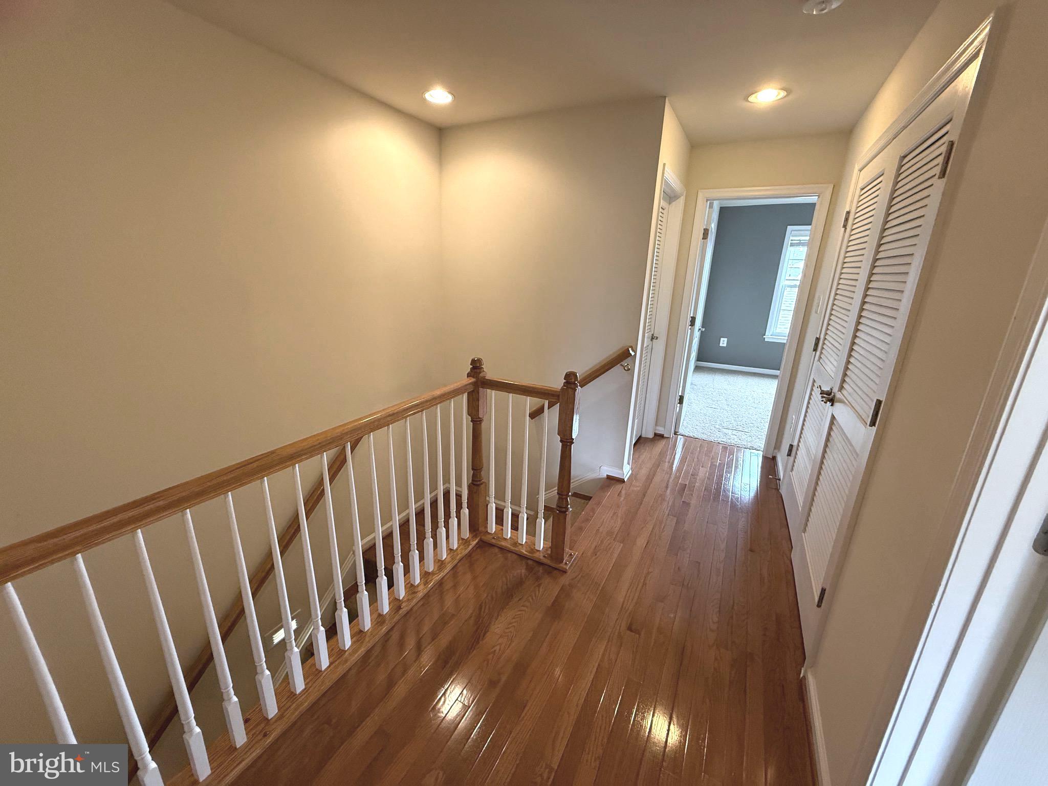 LANSDOWNE TOWN CENTER - Residential