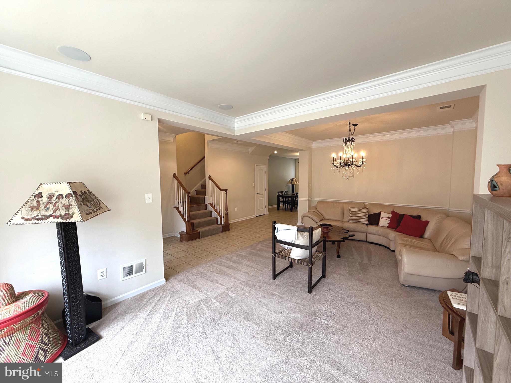 LANSDOWNE TOWN CENTER - Residential