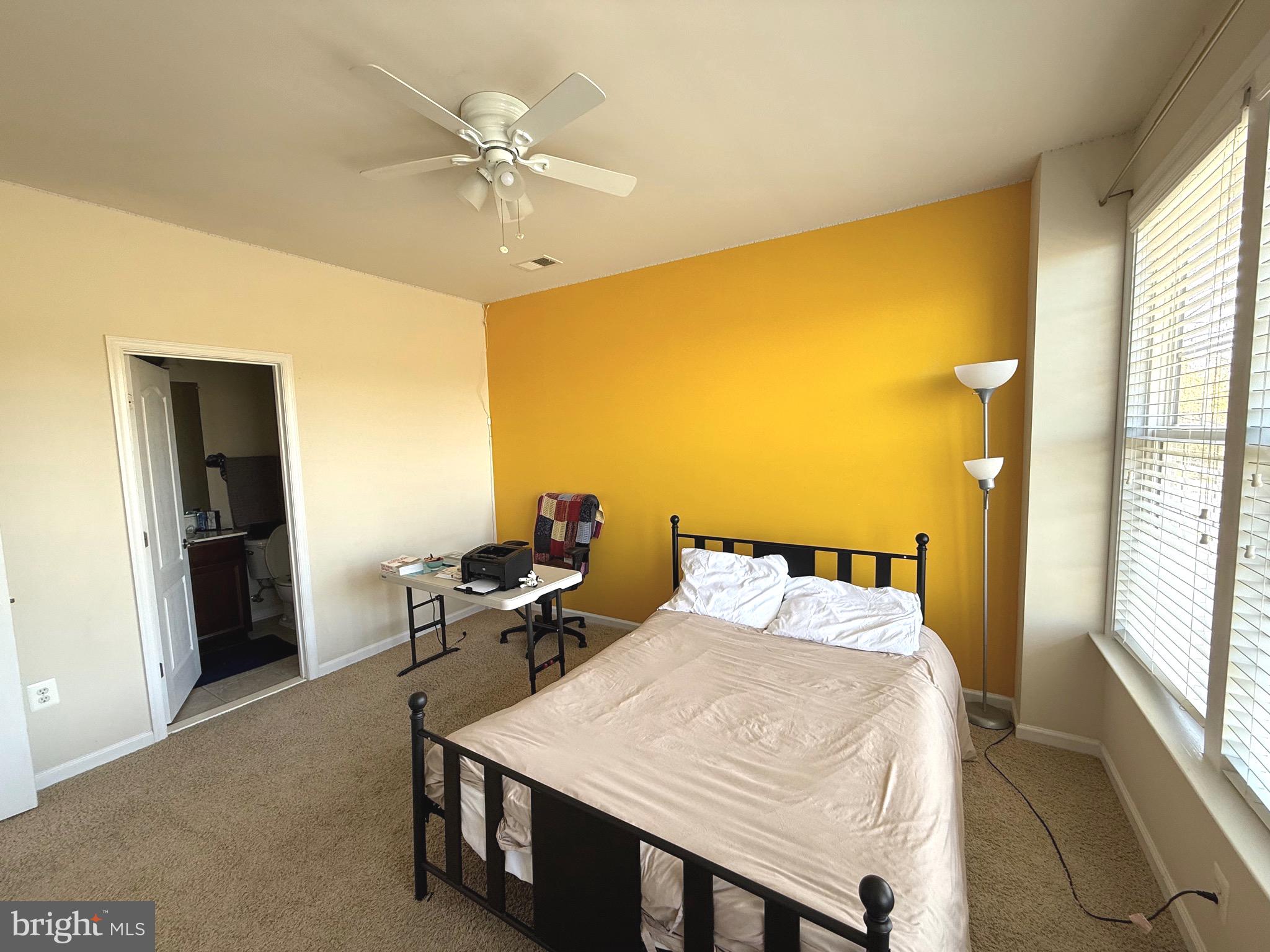 LANSDOWNE TOWN CENTER - Residential