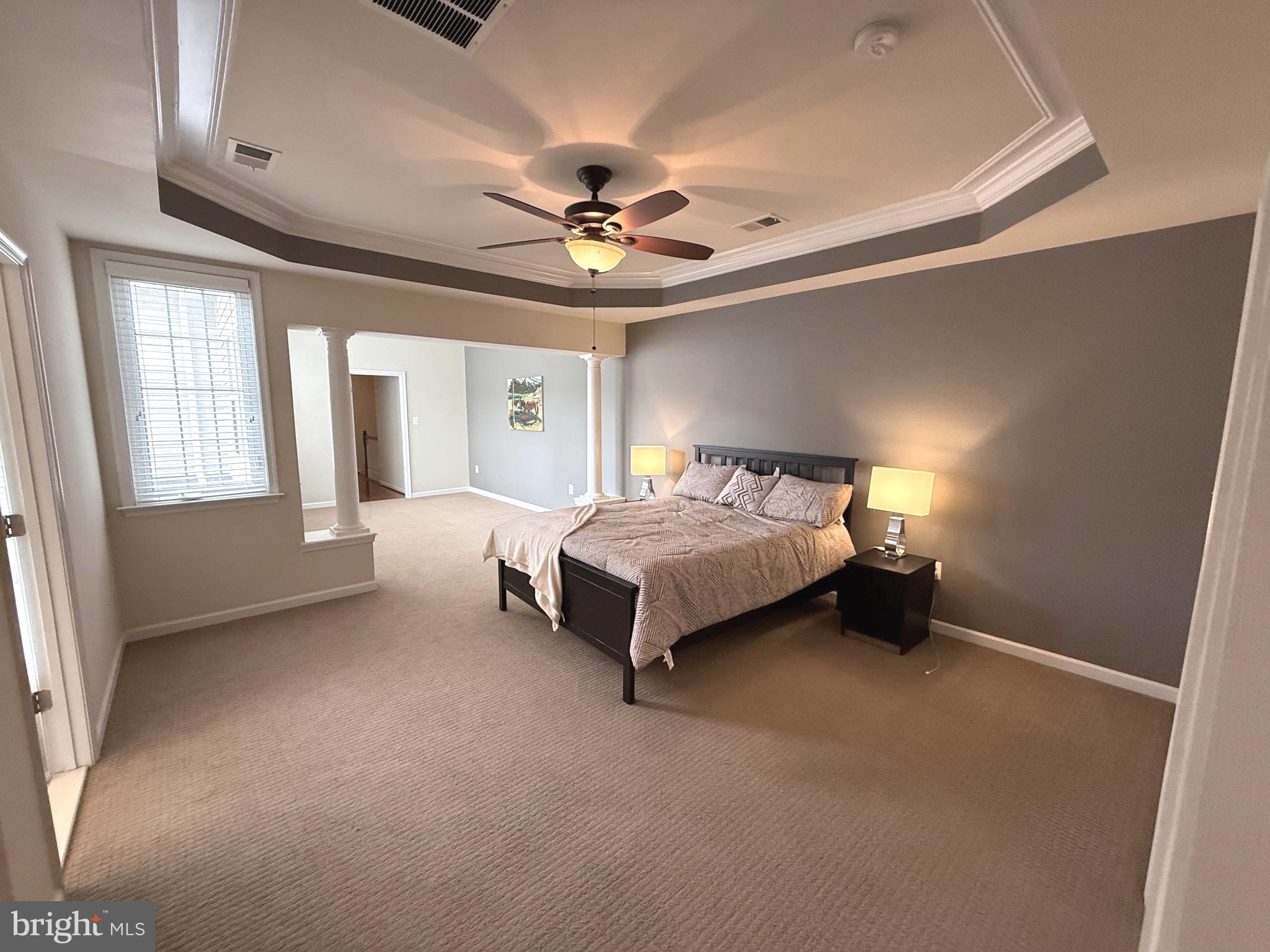 LANSDOWNE TOWN CENTER - Residential